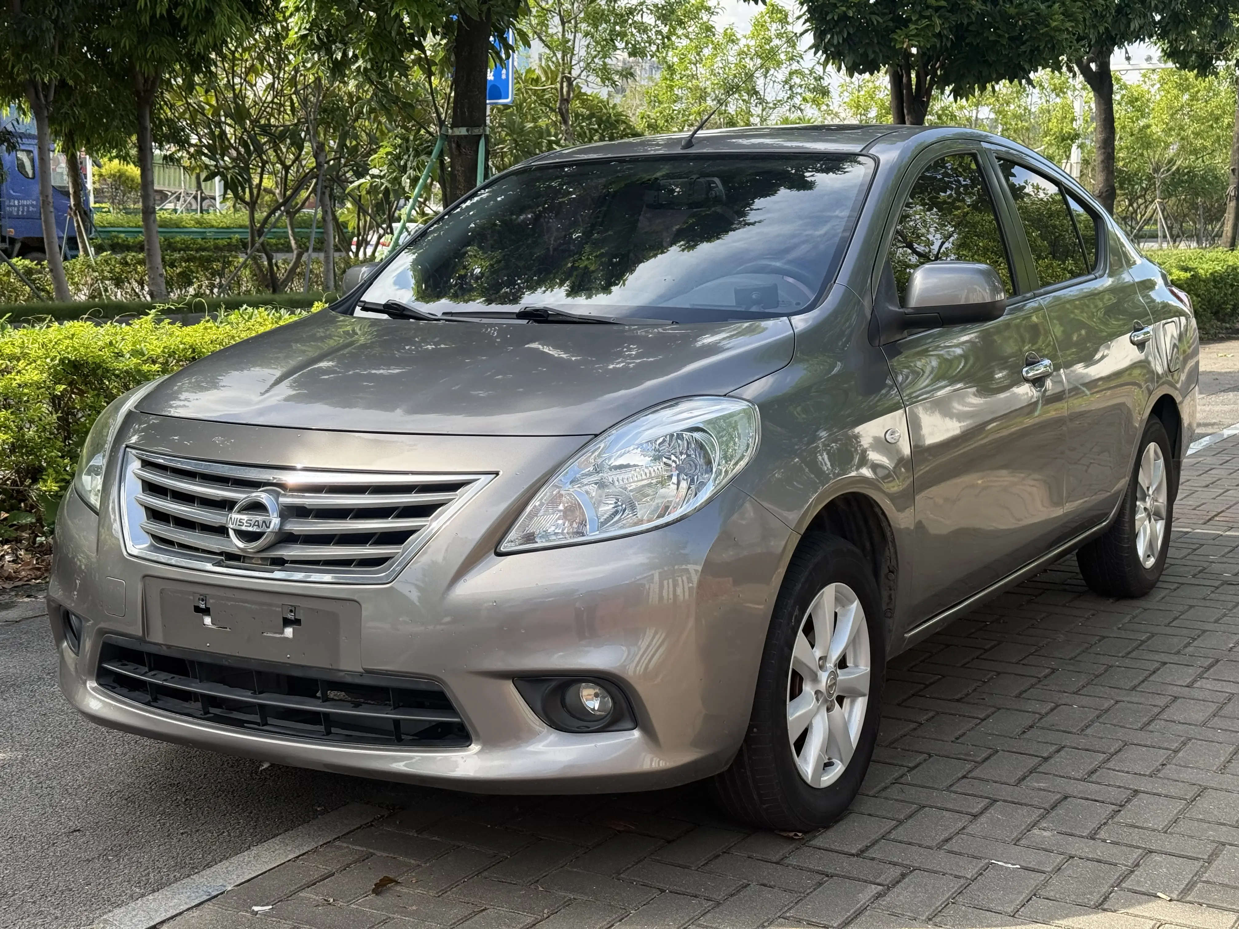 Nissan Sunlight