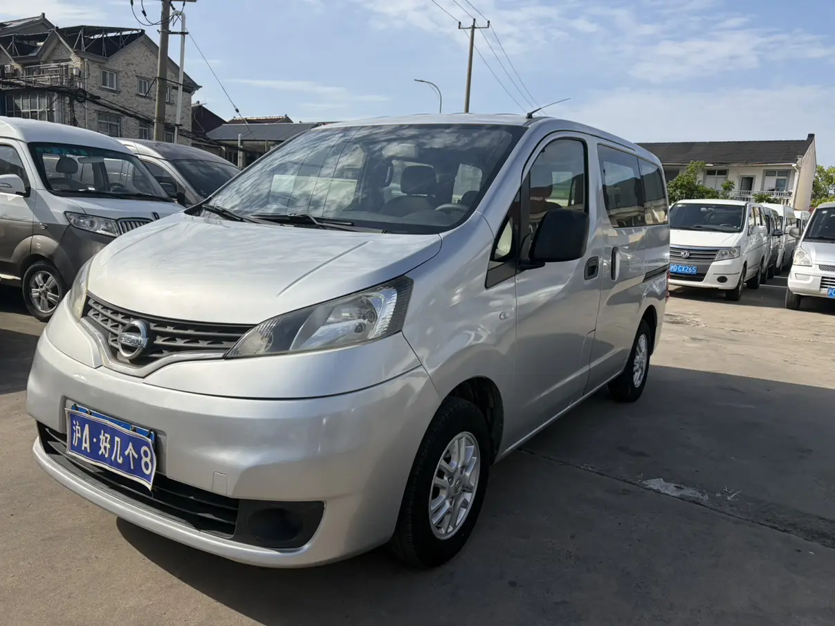 Nissan NV200