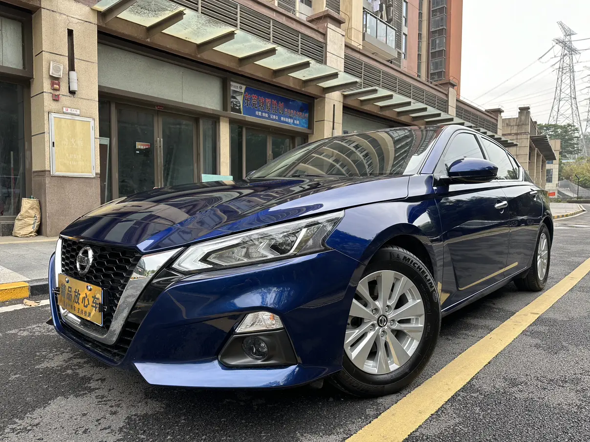 Nissan Altima