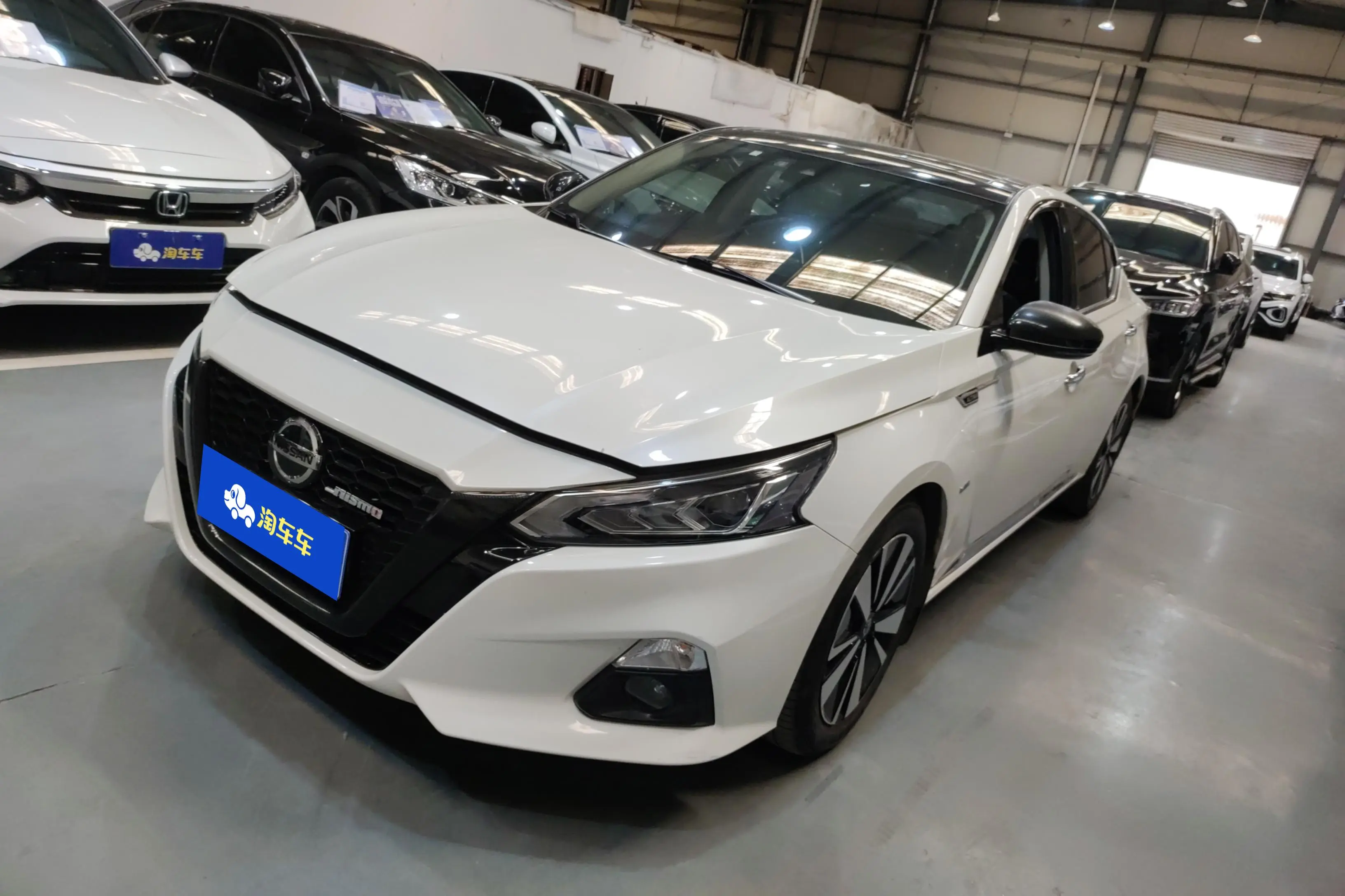 Nissan Altima