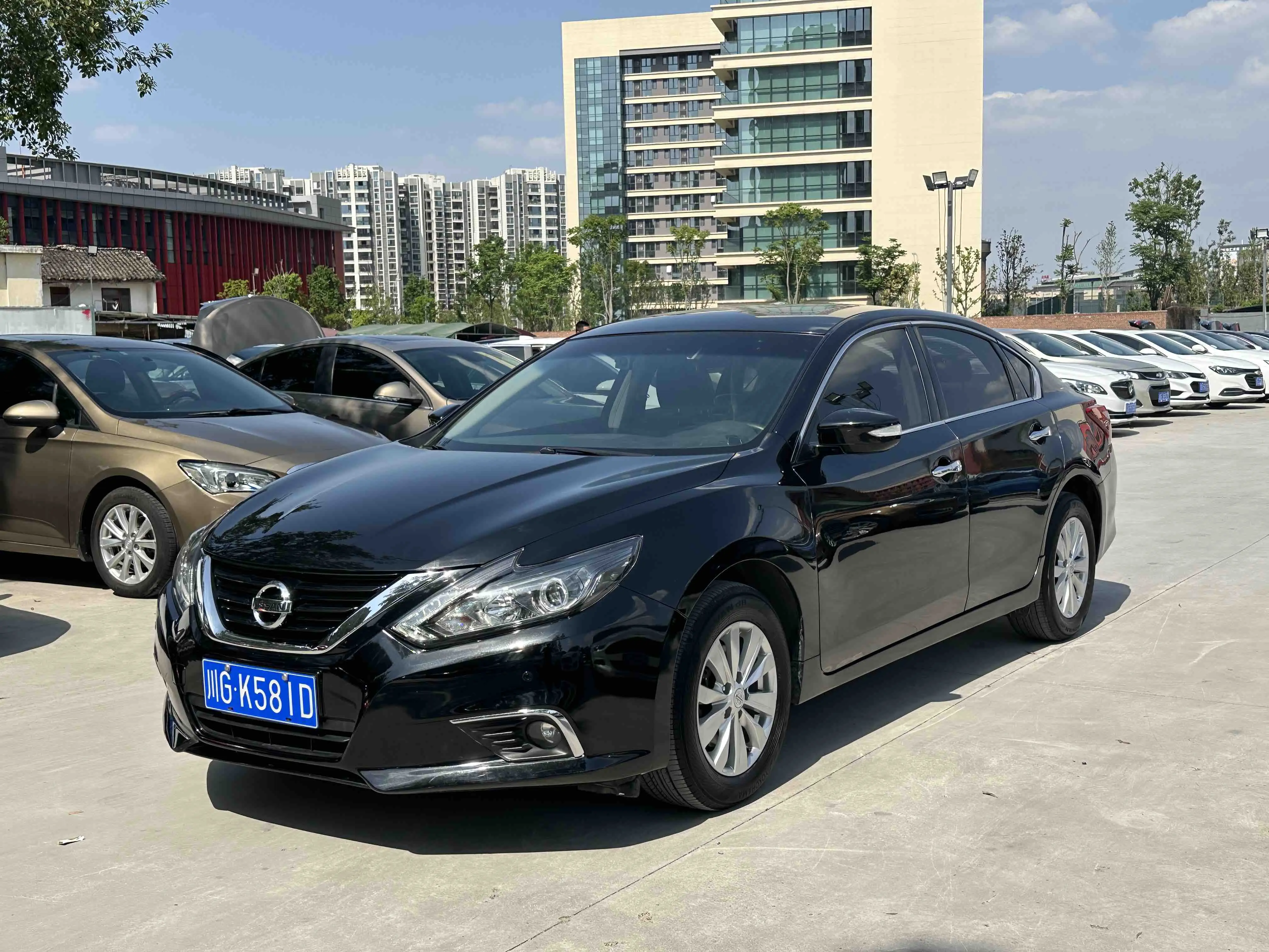 Nissan Altima