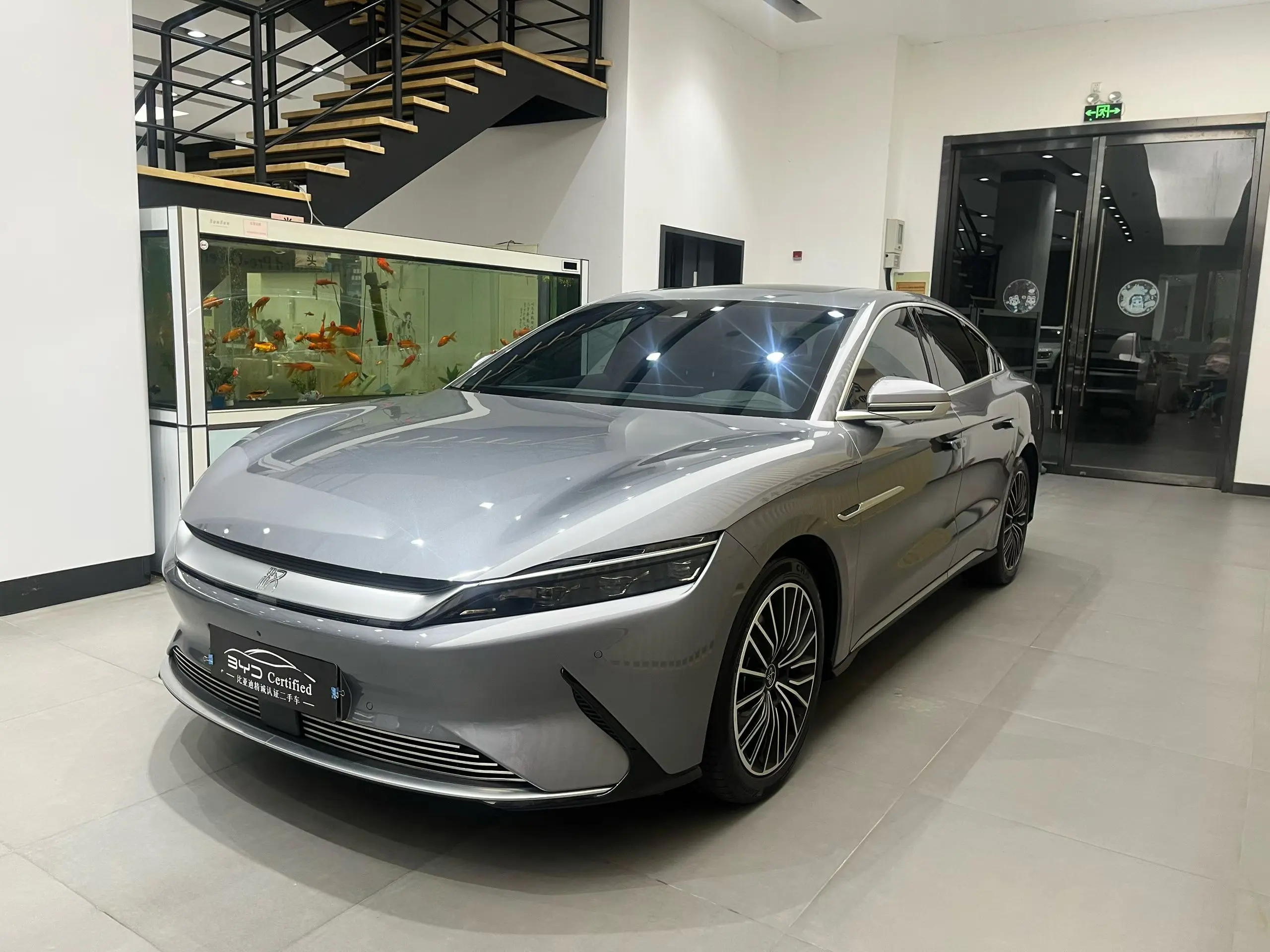 BYD Han EV