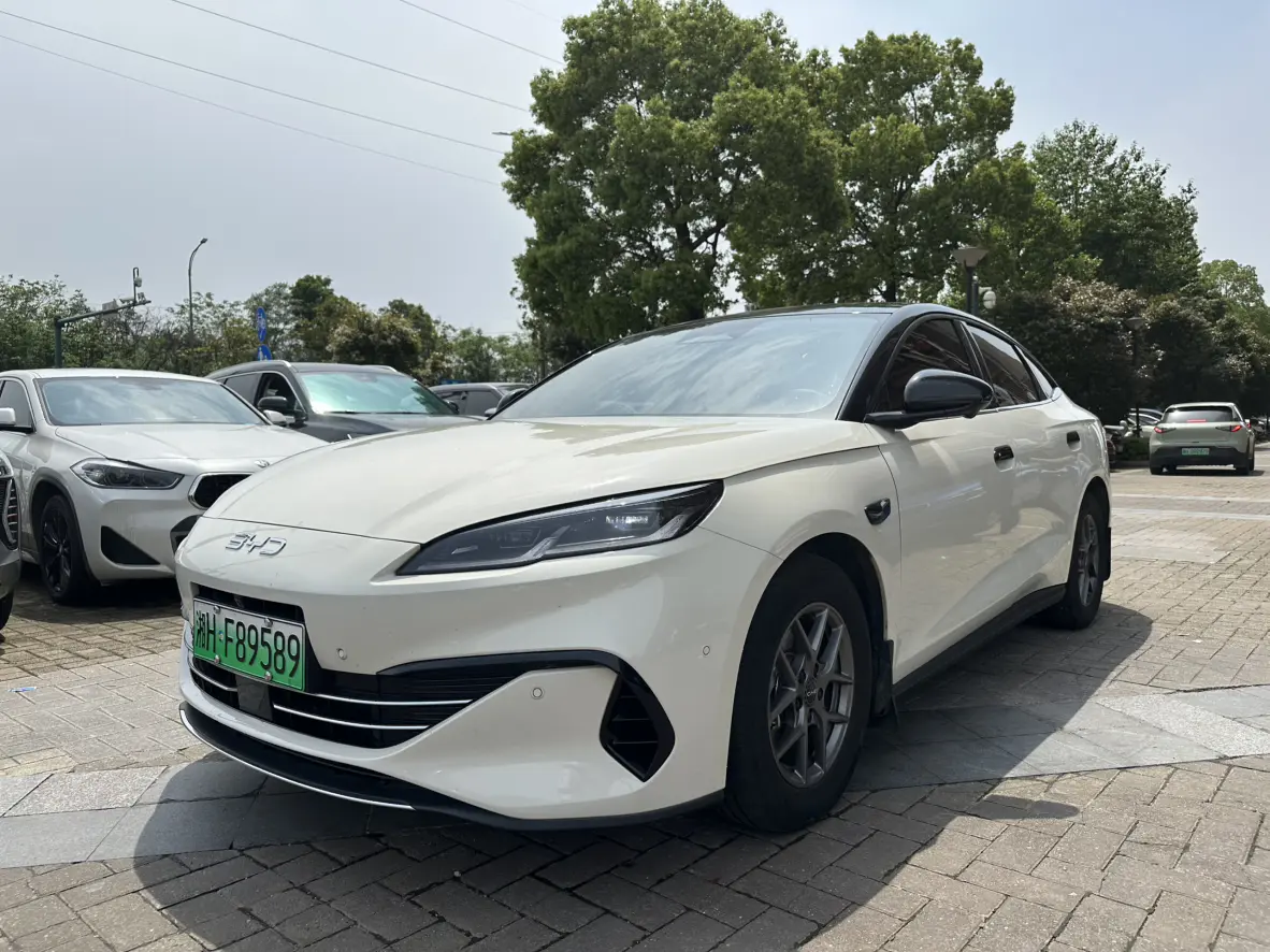 BYD Seal 06DM