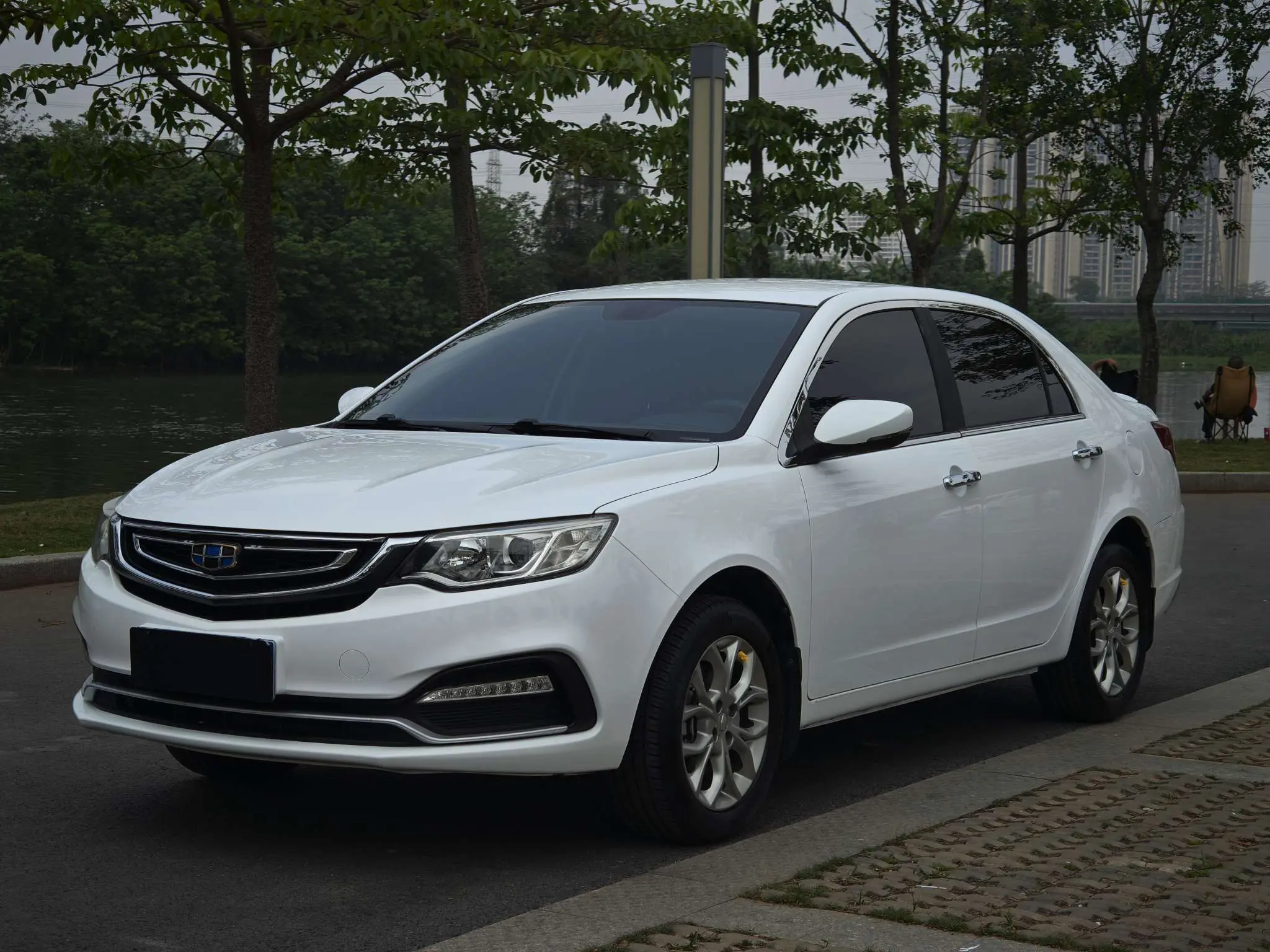 Geely Vision