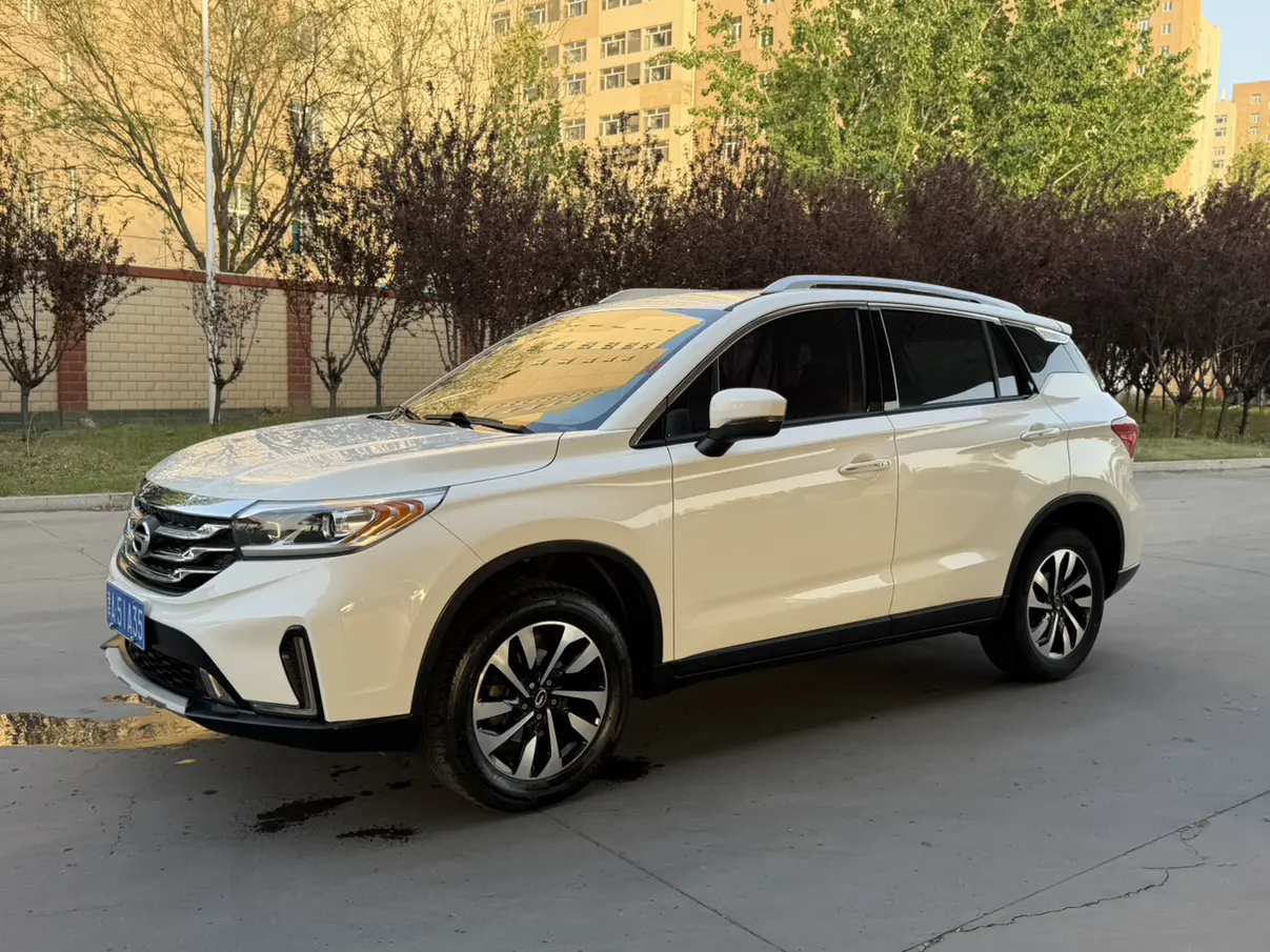 GAC Trumpchi GS4