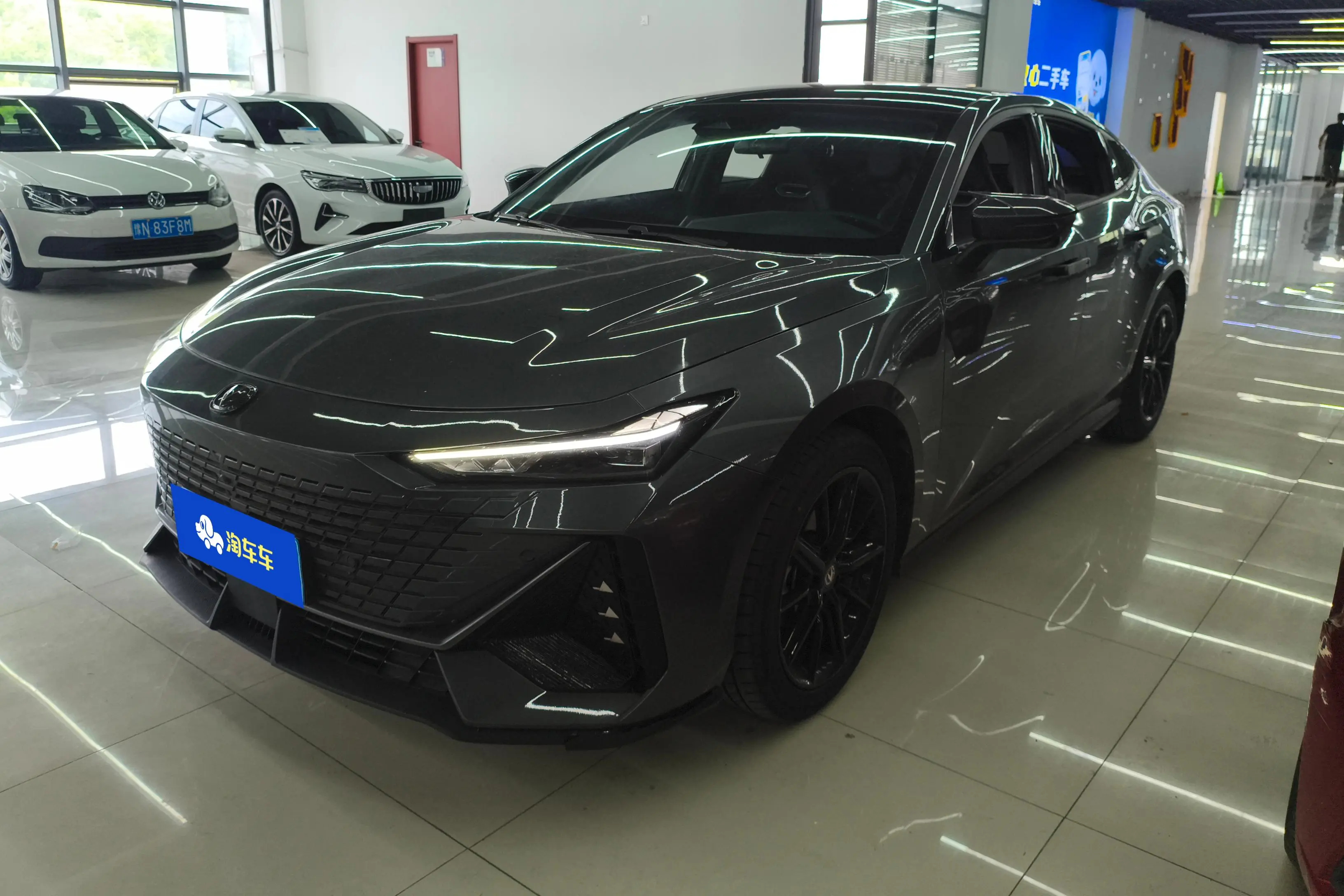 Changan UNI-V
