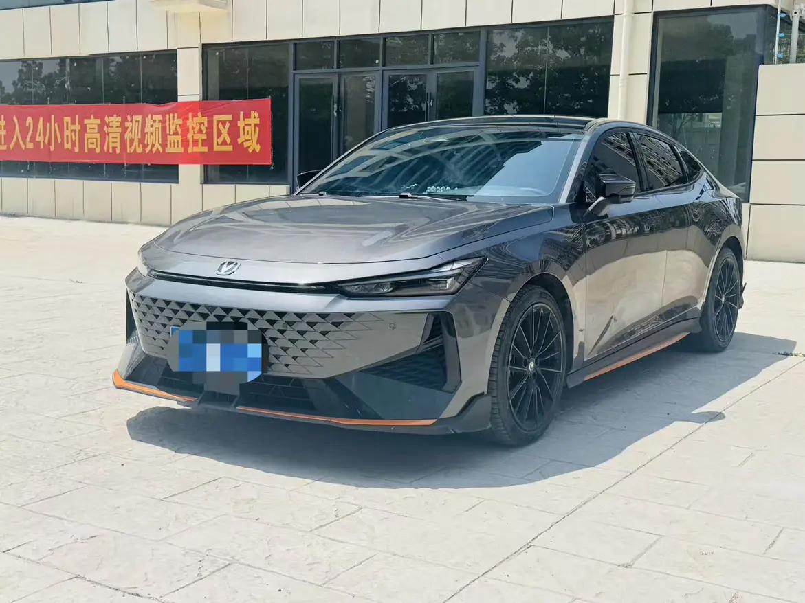 Changan UNI-V