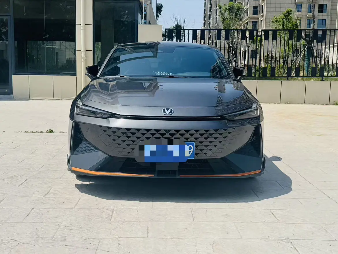 Changan UNI-V