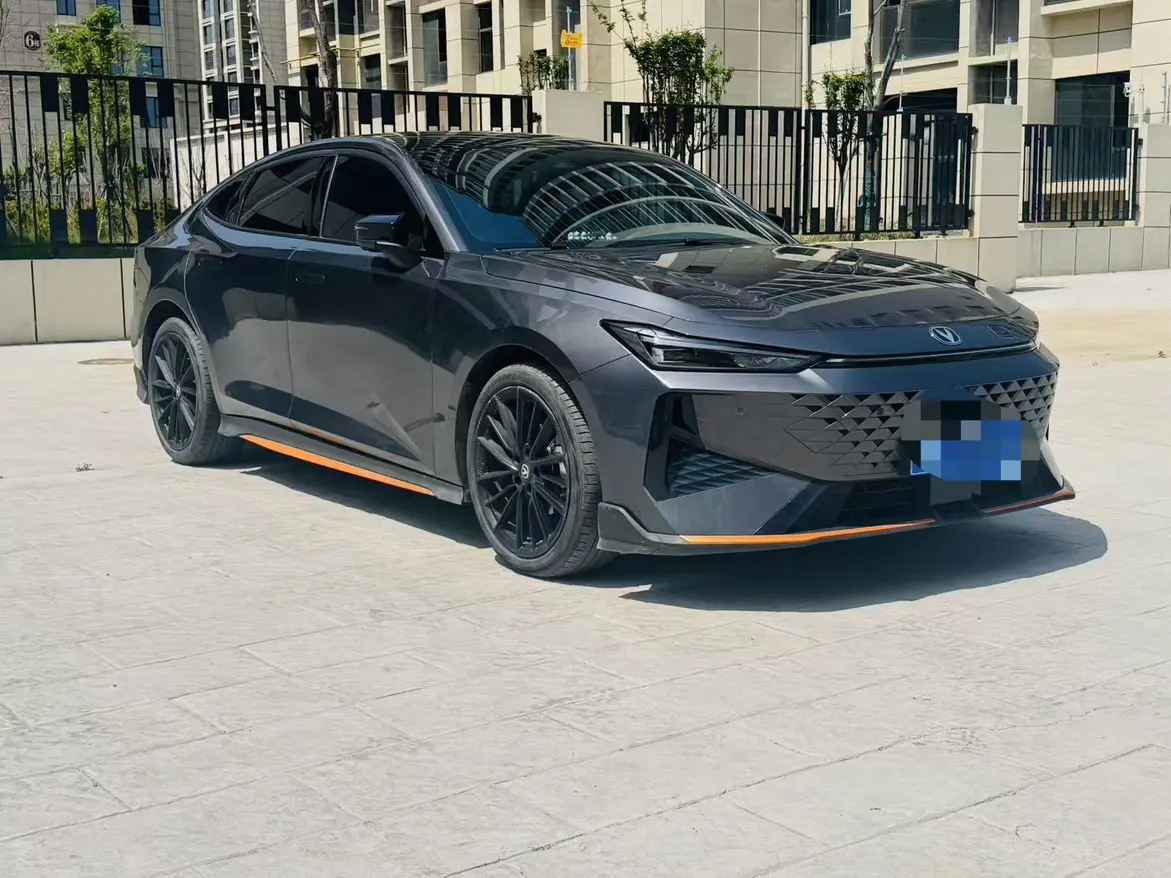 Changan UNI-V