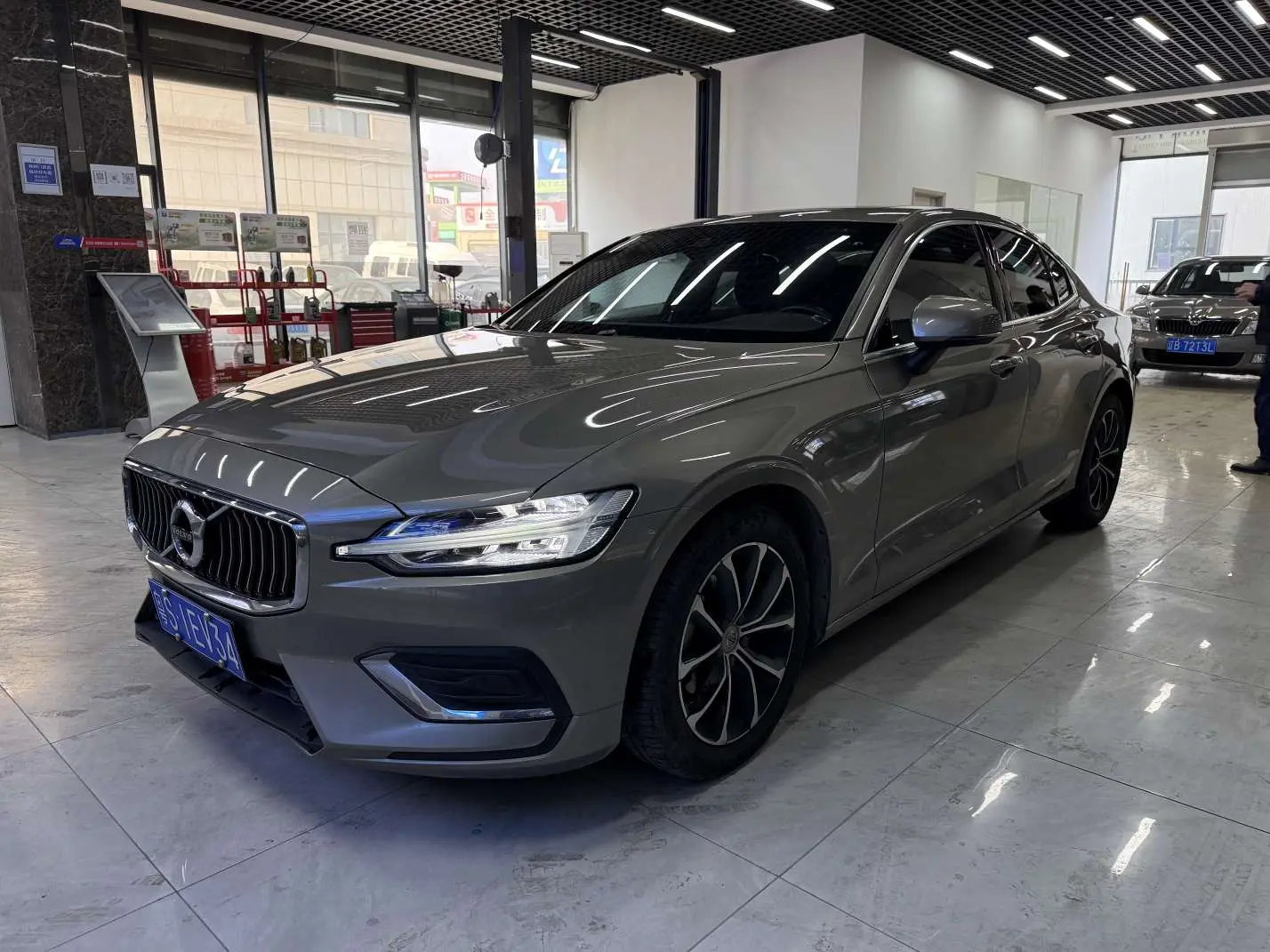 Volvo S60