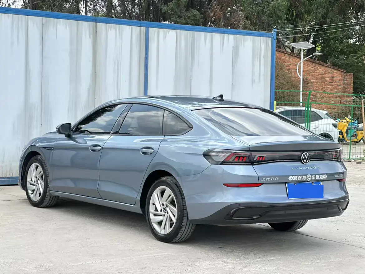 Volkswagen Lamando
