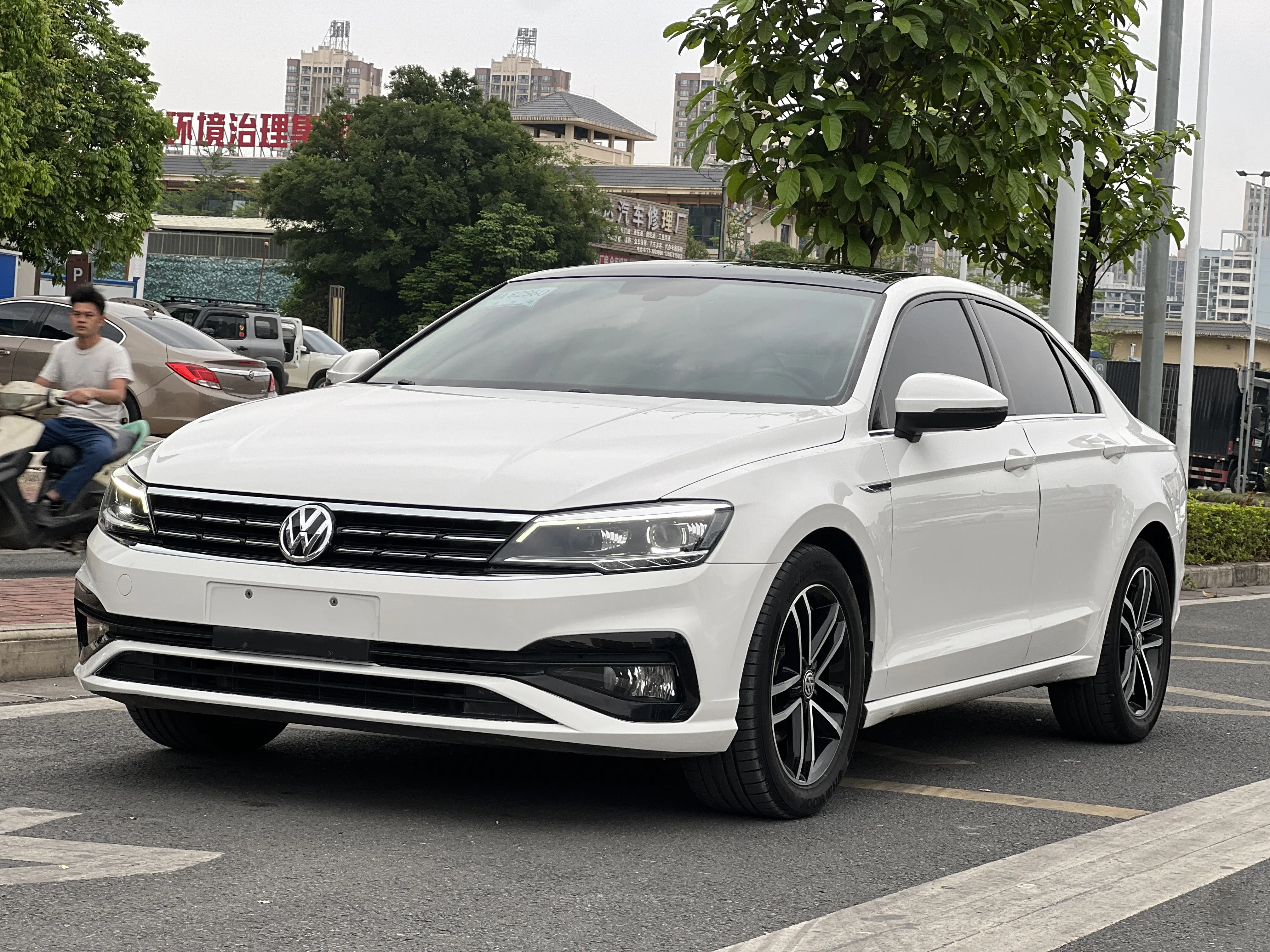 Volkswagen Lamando