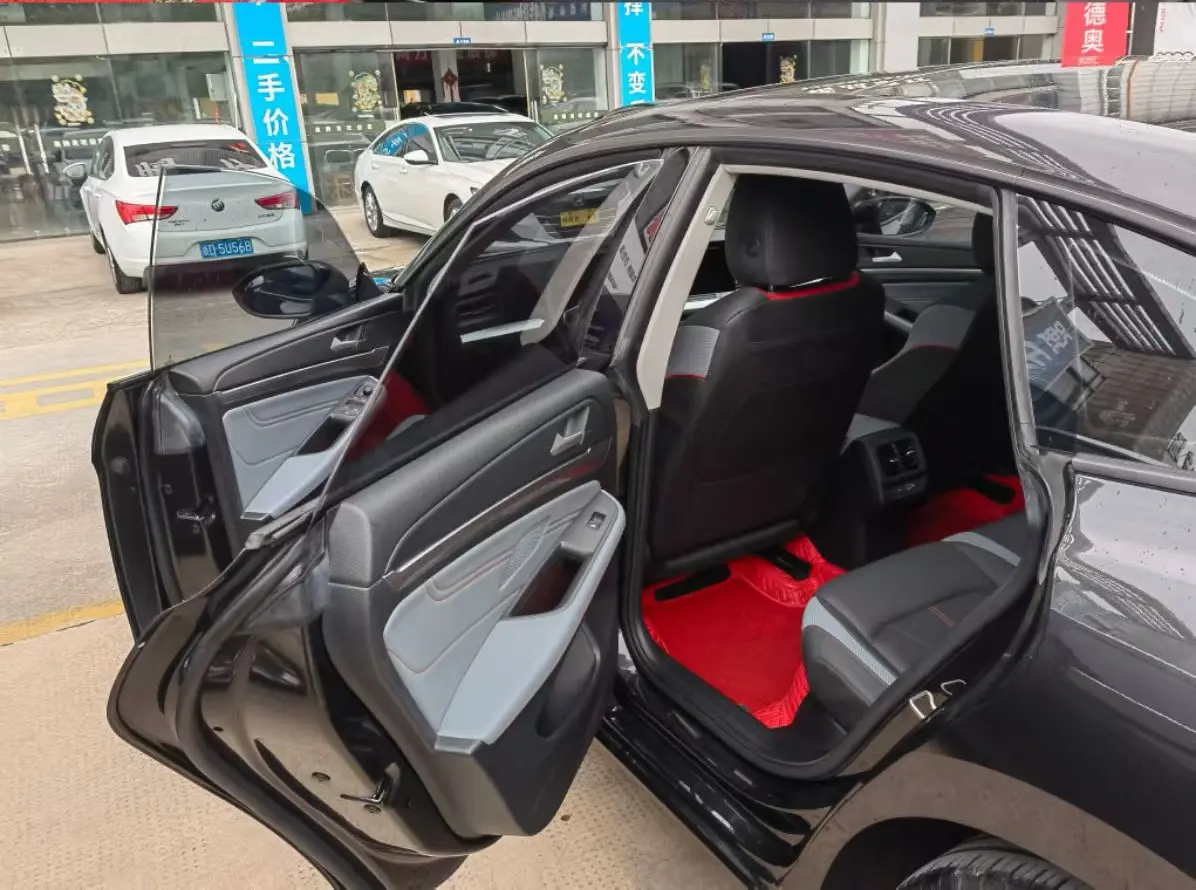 Volkswagen Lamando