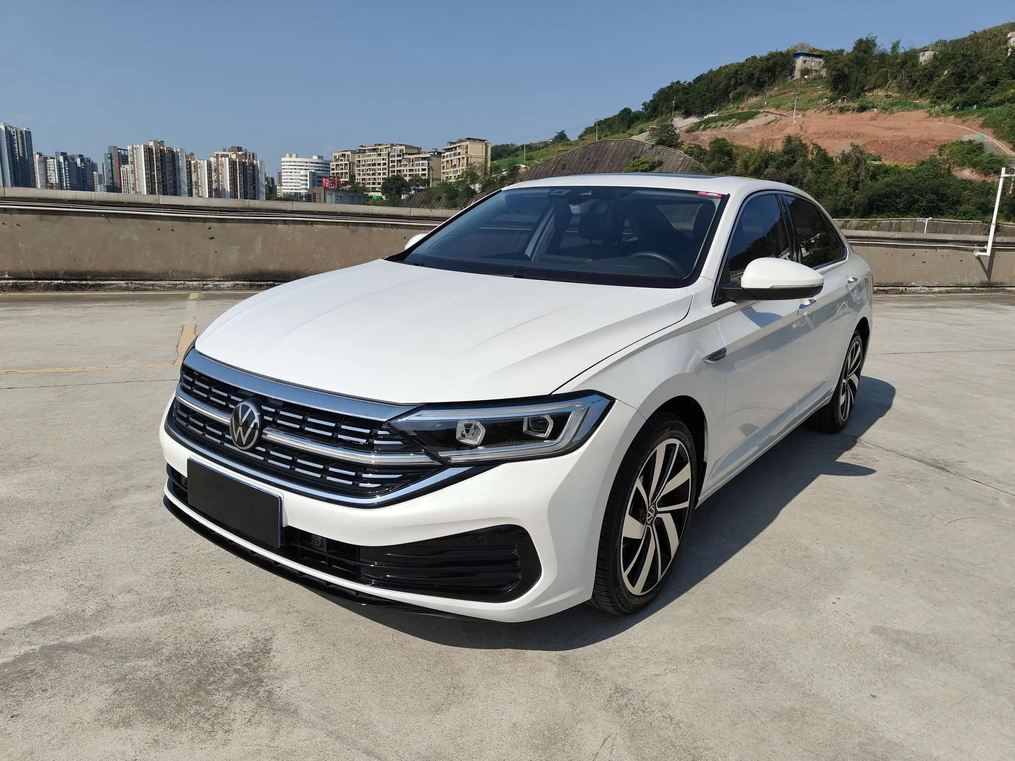 Volkswagen Sagitar
