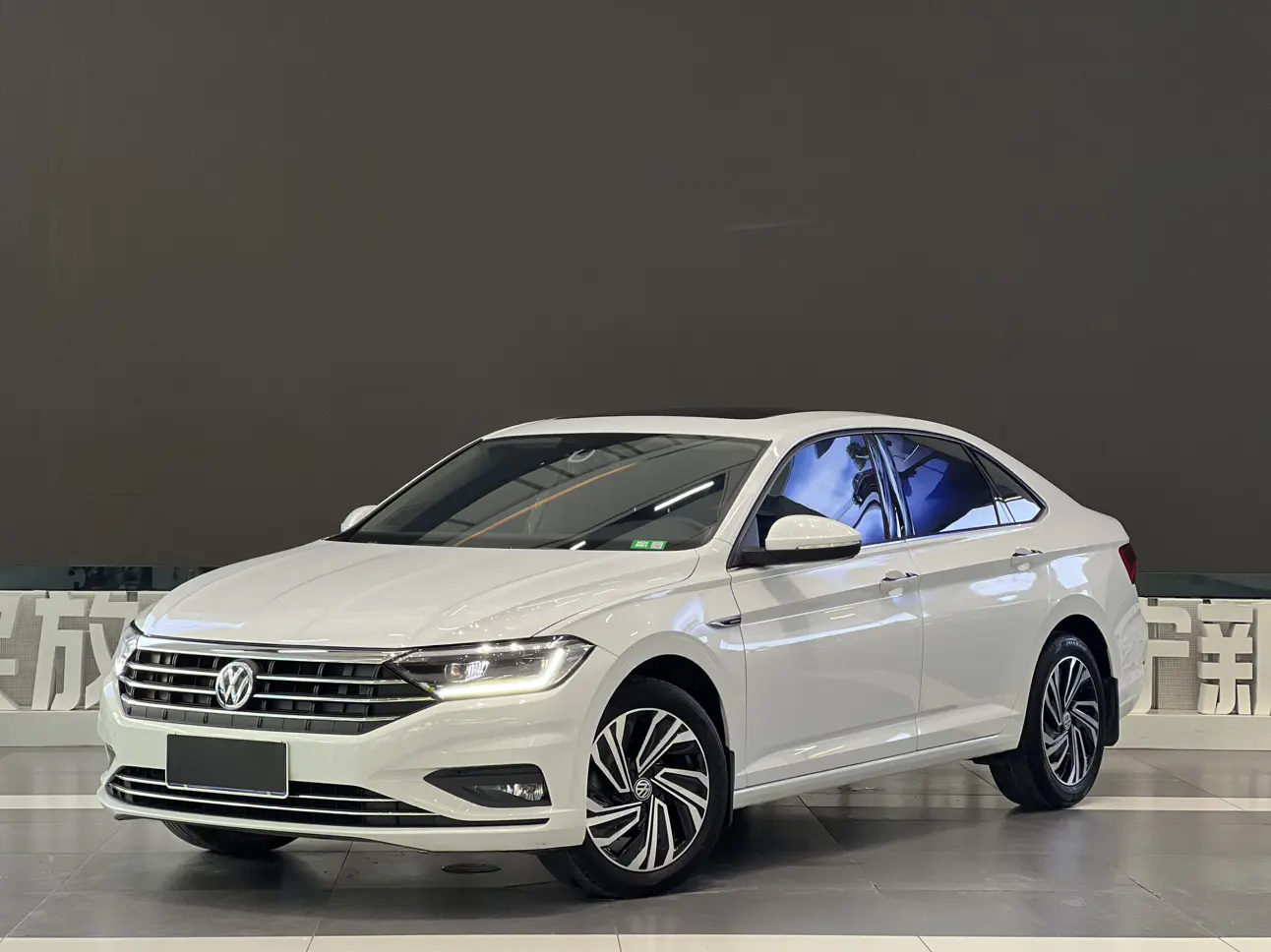 Volkswagen Sagitar