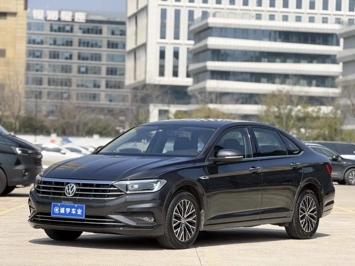 Volkswagen Sagitar