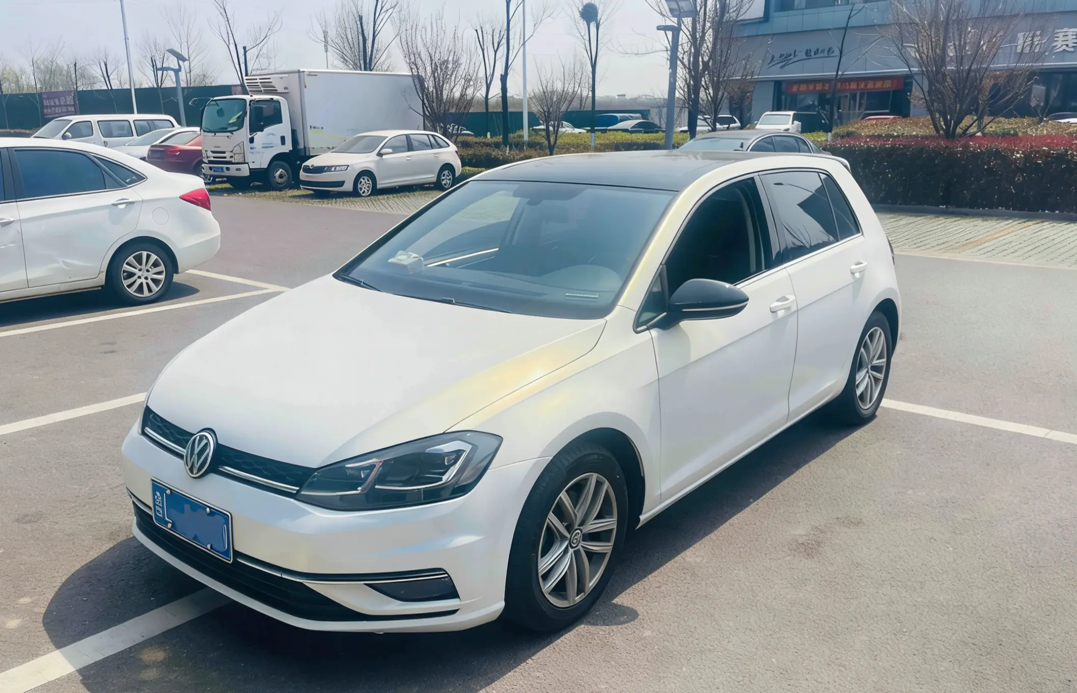 Volkswagen Golf