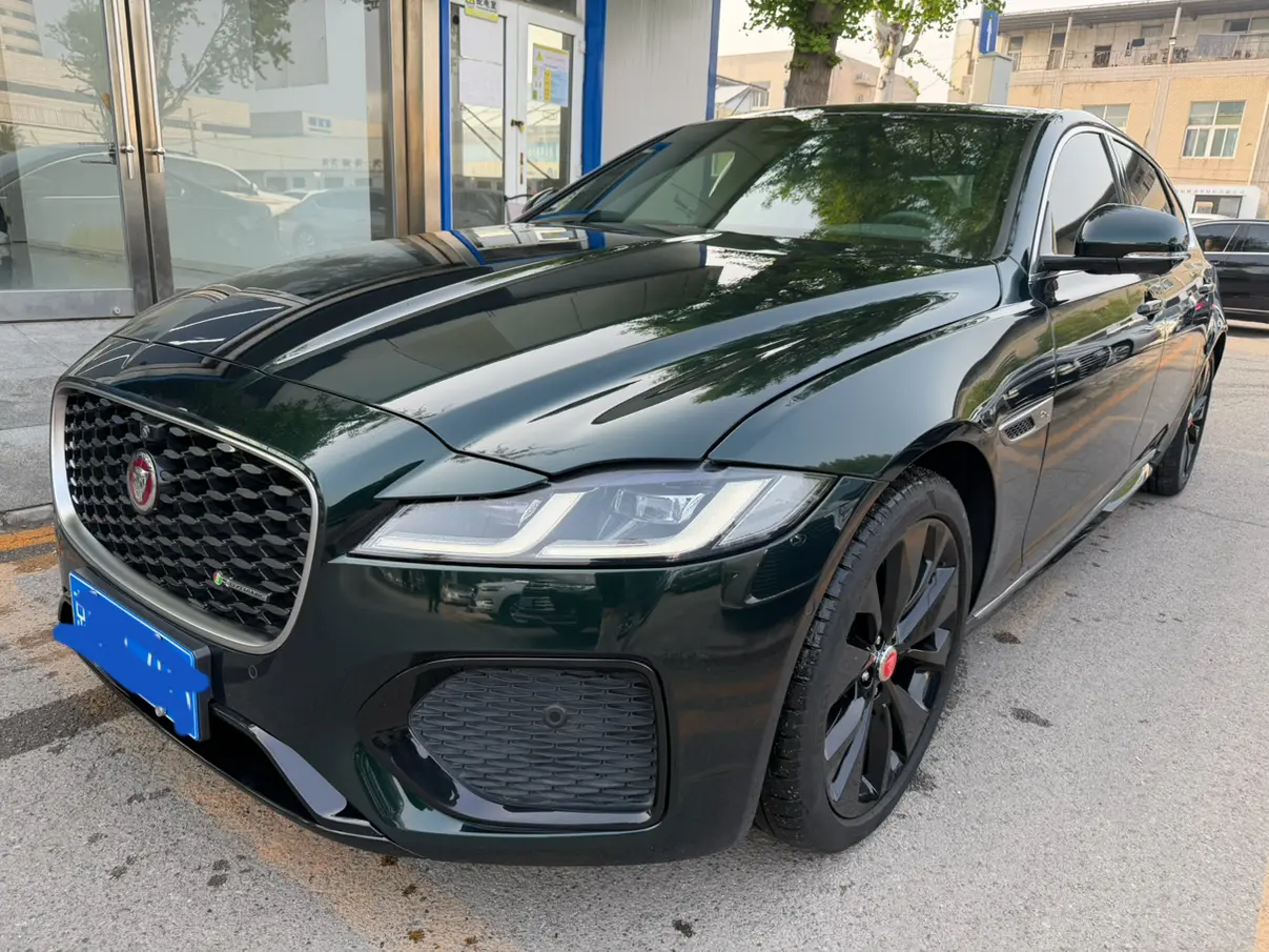Jaguar XFL