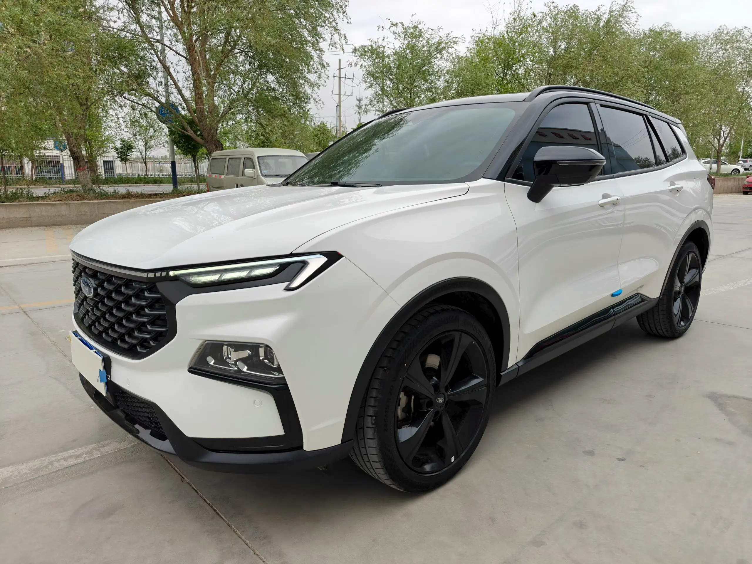 Ford Equator Sport