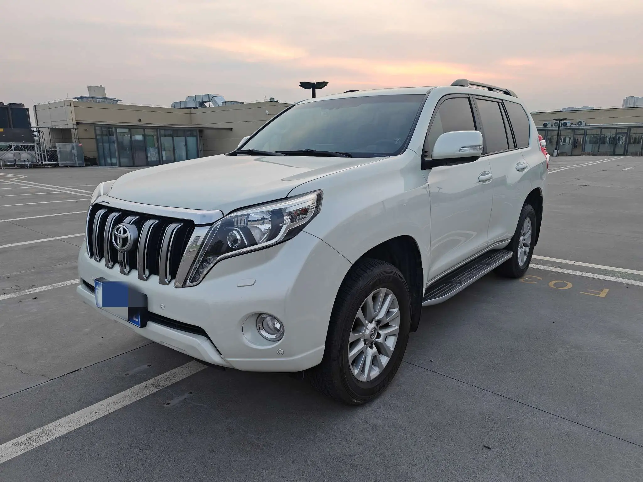 Toyota Prado