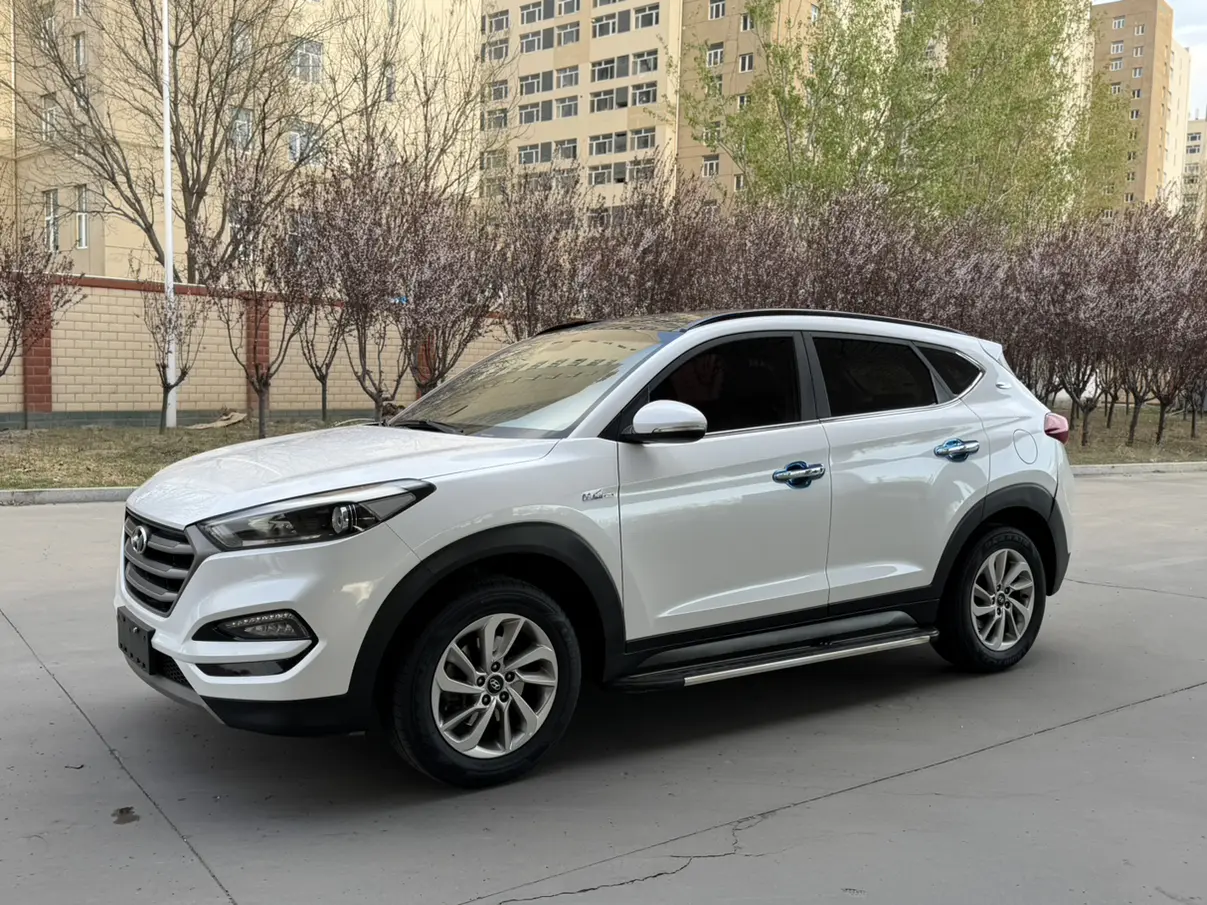 Hyundai Tucson L