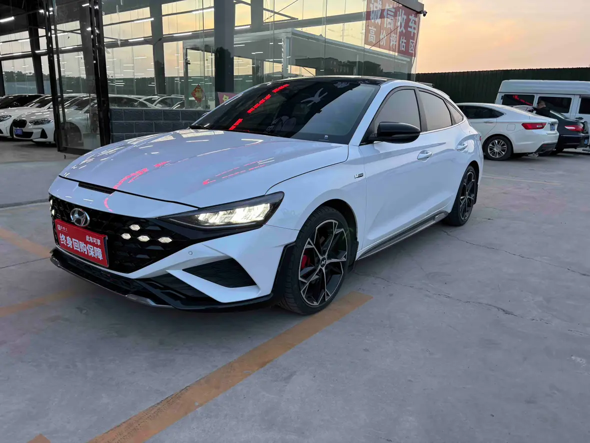 Hyundai Lafesta