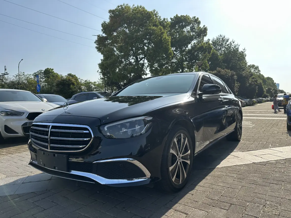 Mercedes-Benz E-Class PHEV