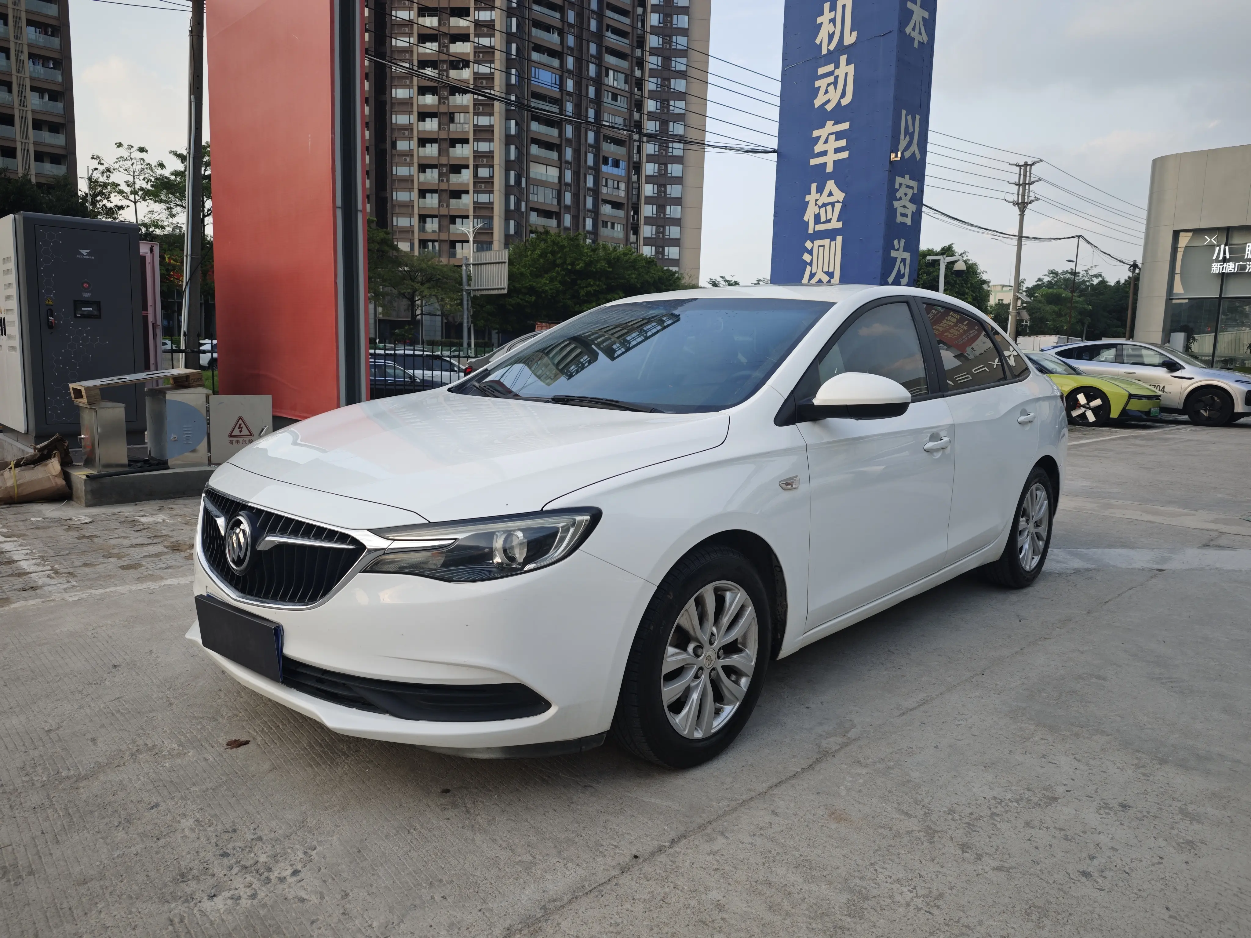 Buick Yinglang