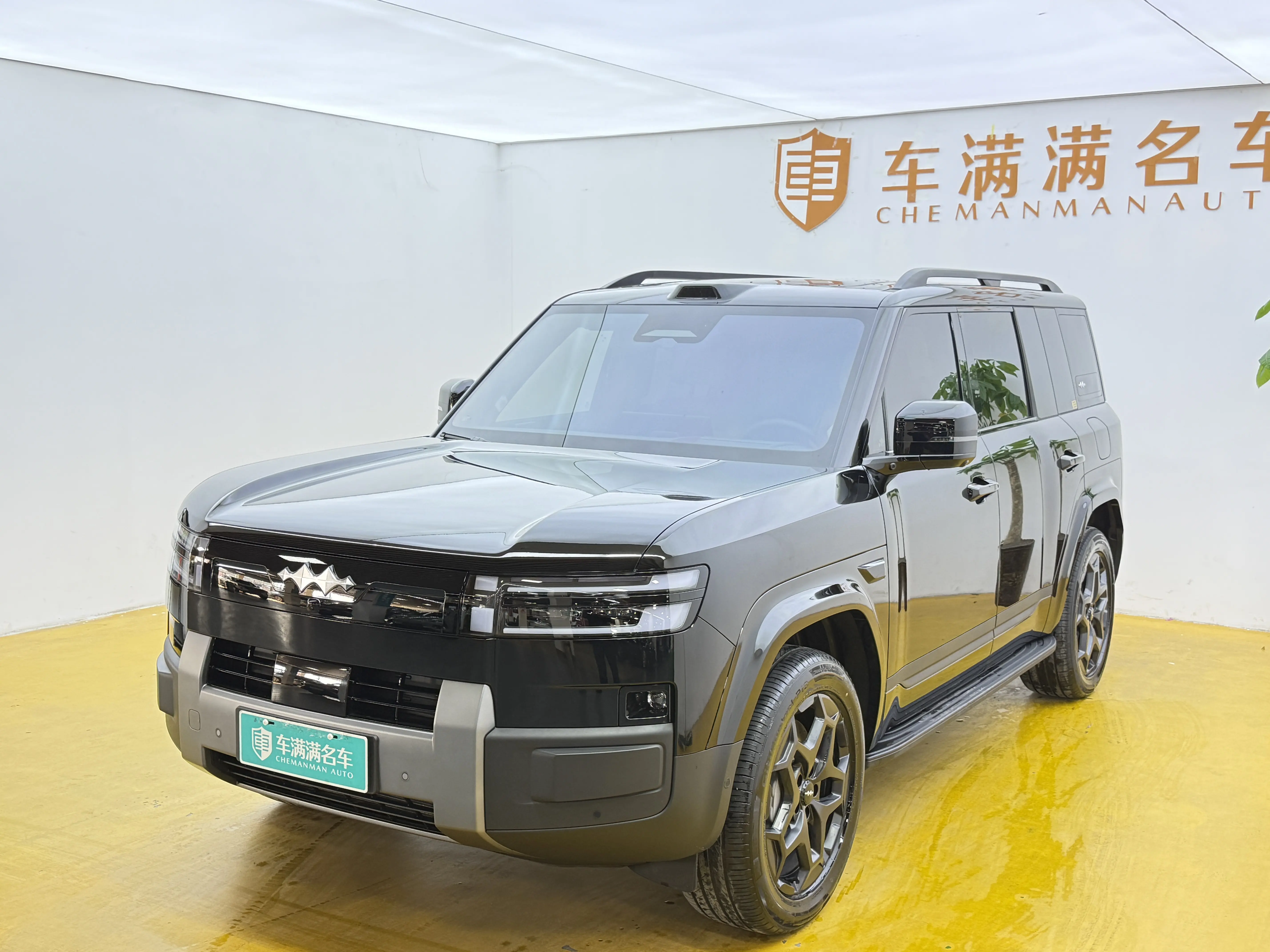 BYD Leopard Titanium 7 PHEV