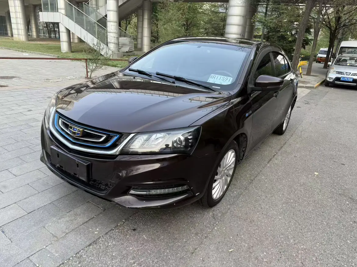 Geely Emgrand EV
