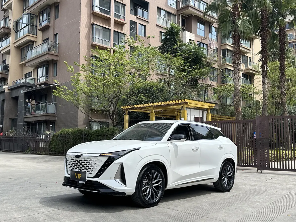 Oshan Changan Auchan Z6