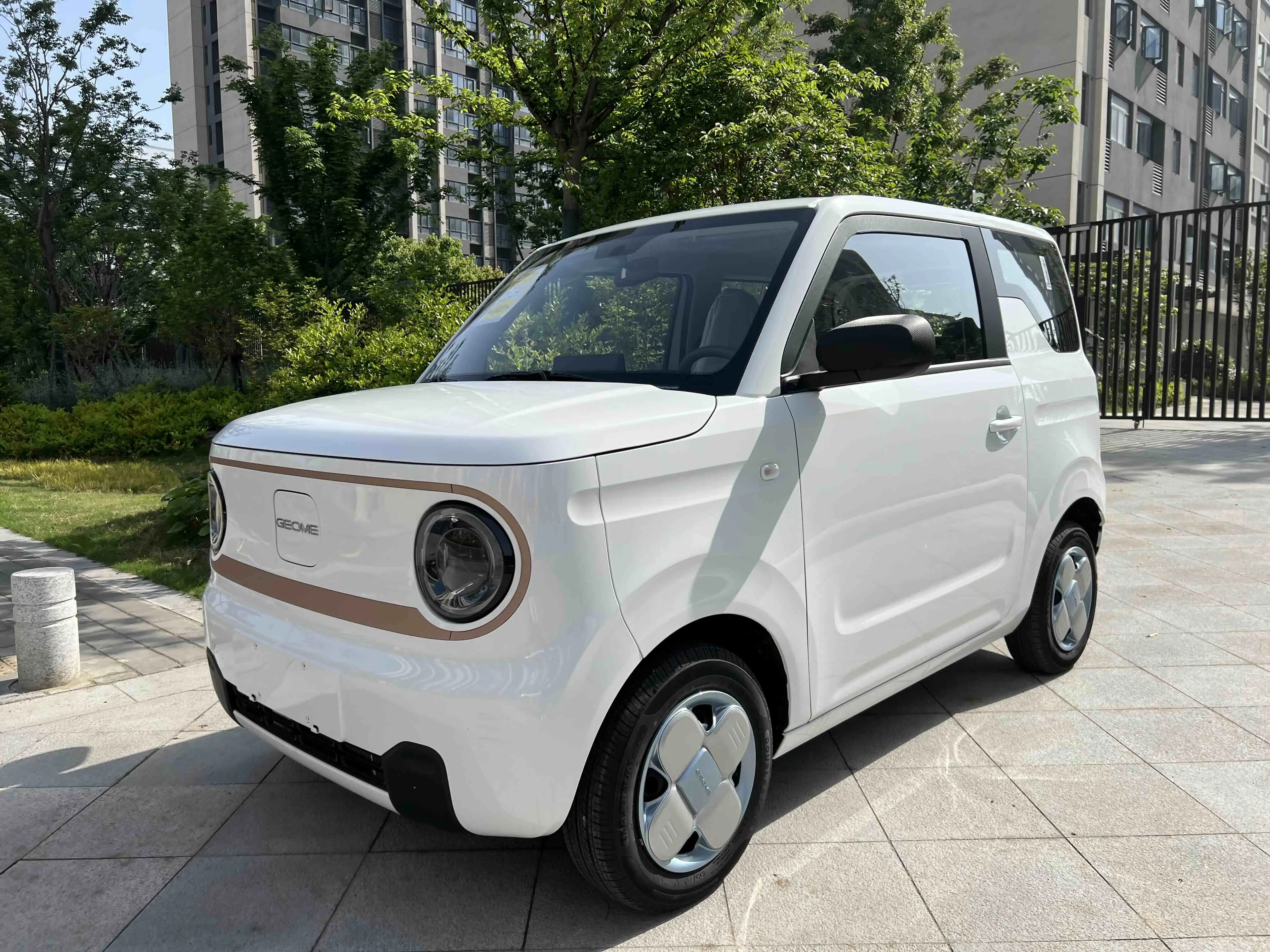 Geely Panda