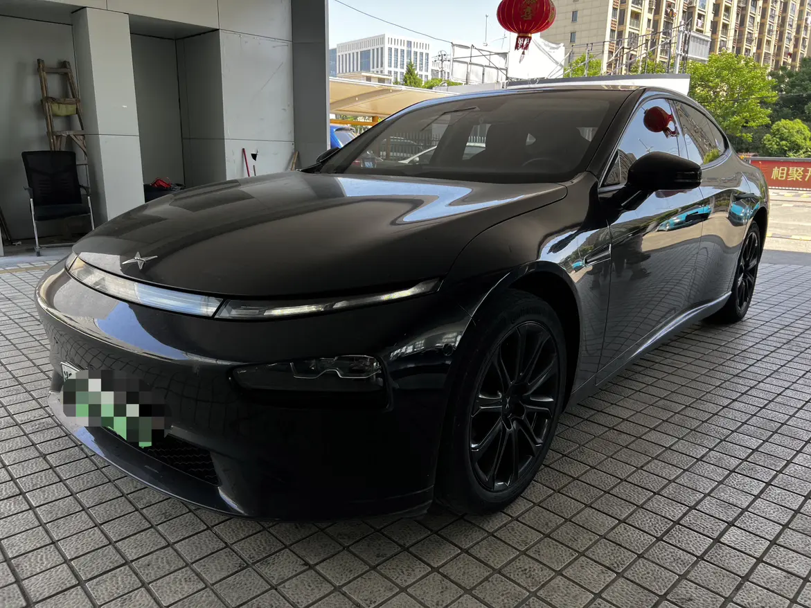 Xpeng P7
