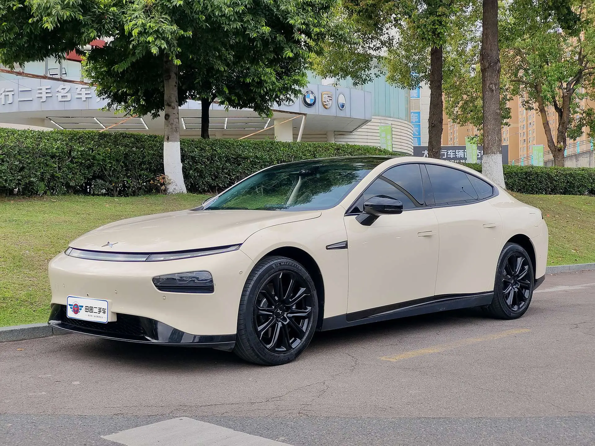 Xpeng P7