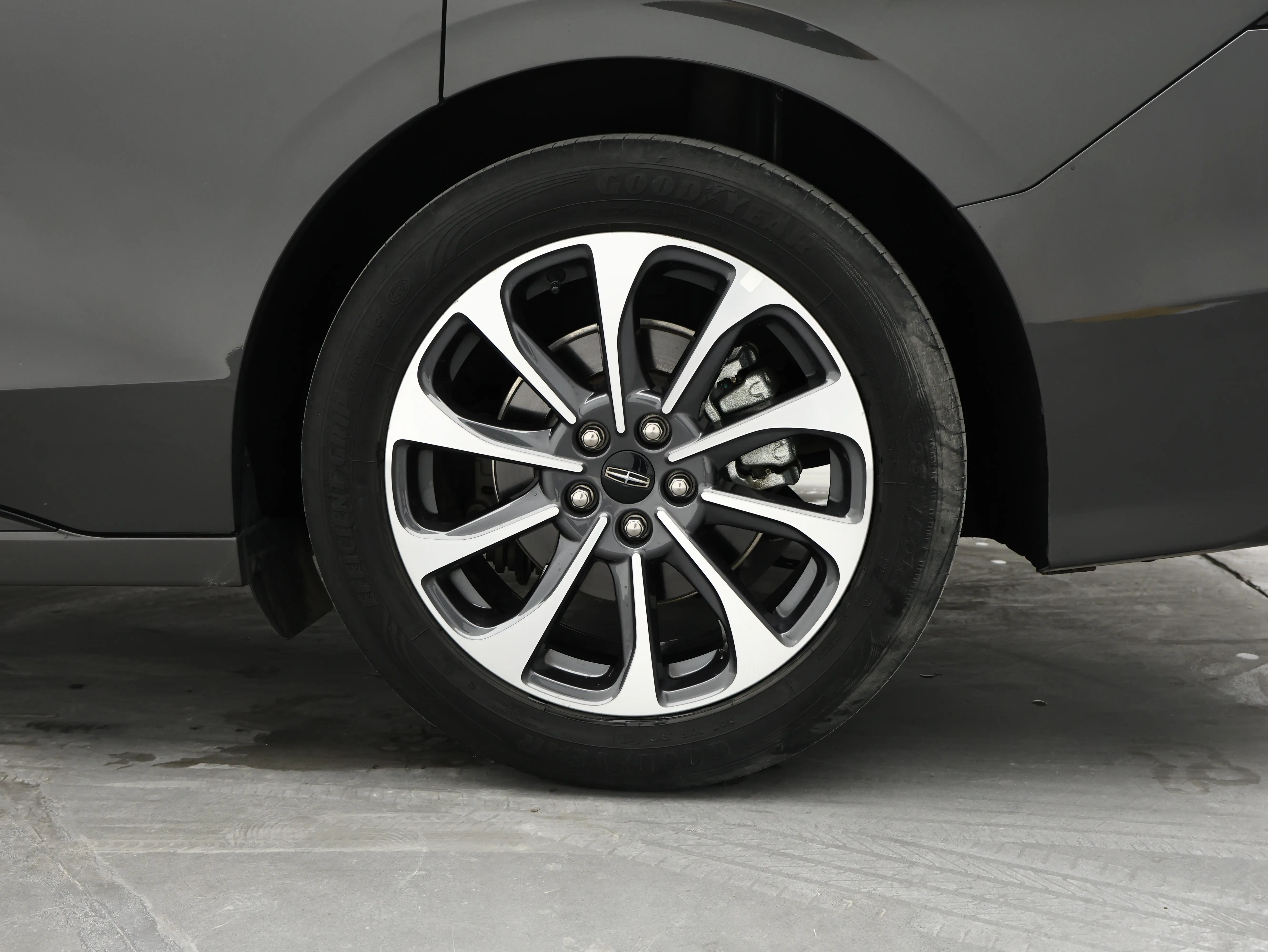 Lincoln Z