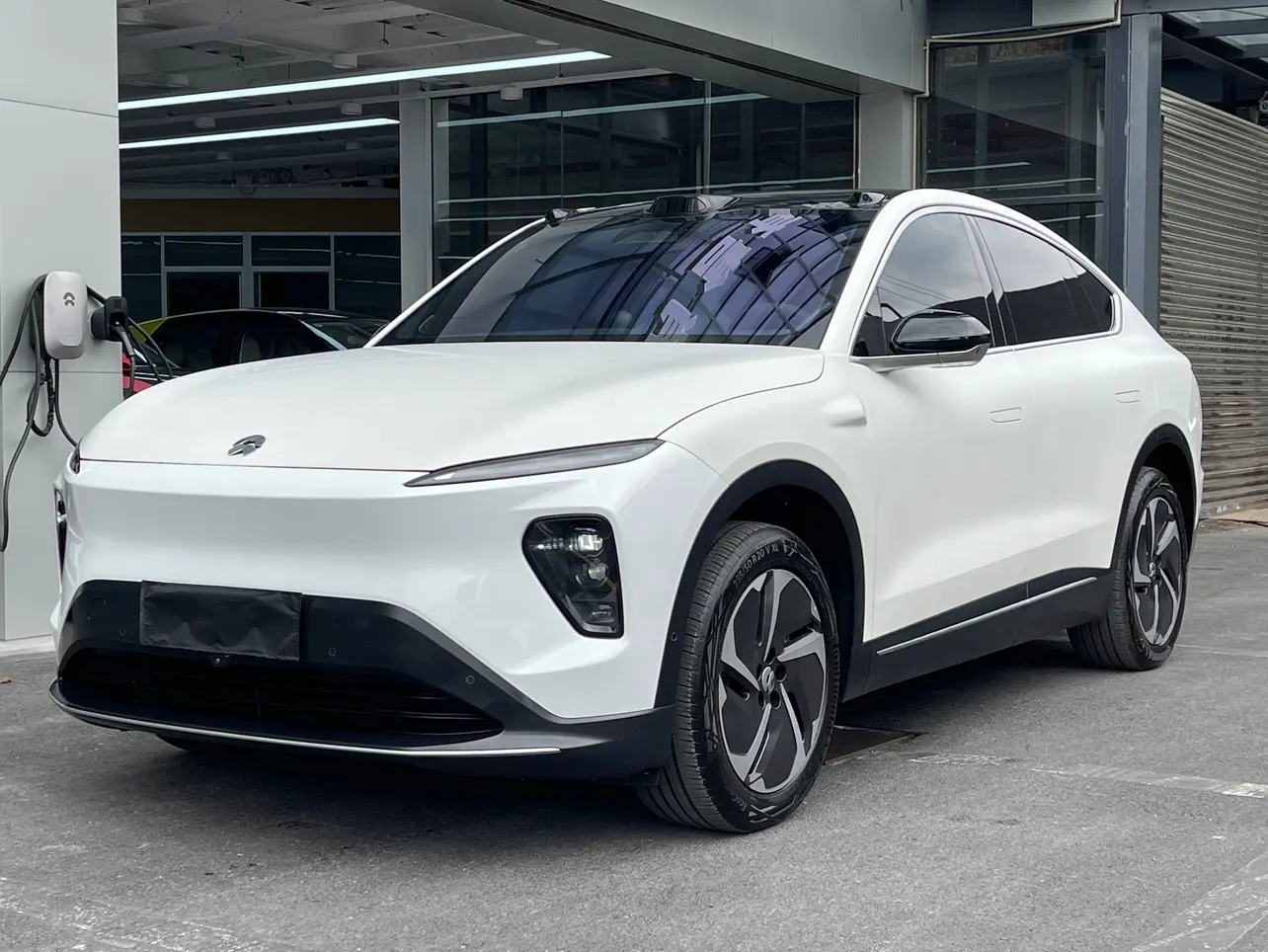 NIO EC7