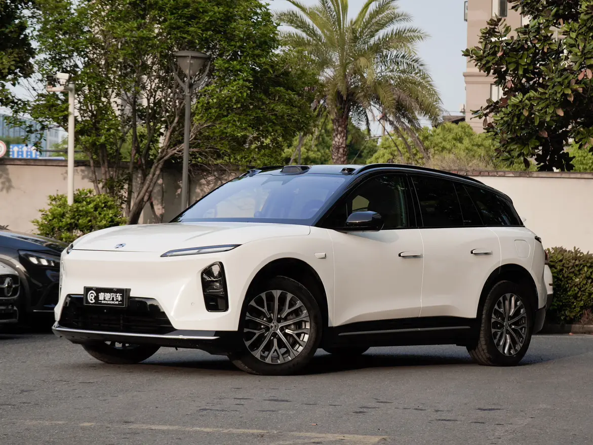 NIO ES6