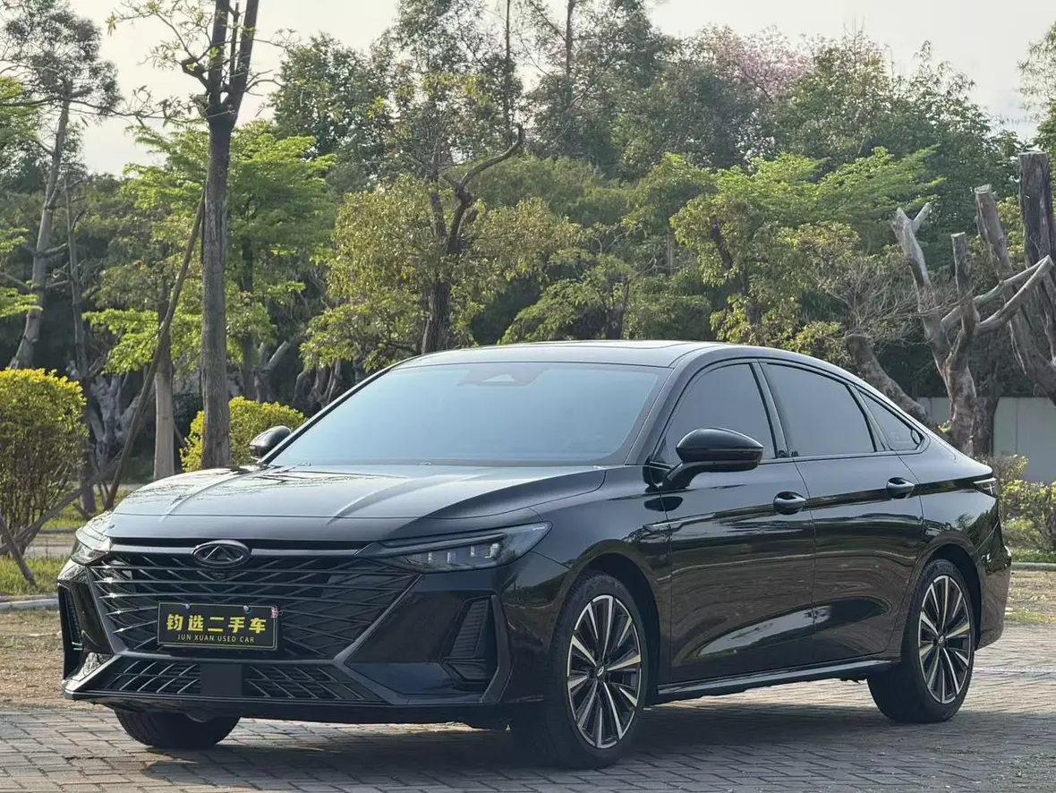 Chery Arrizo 8