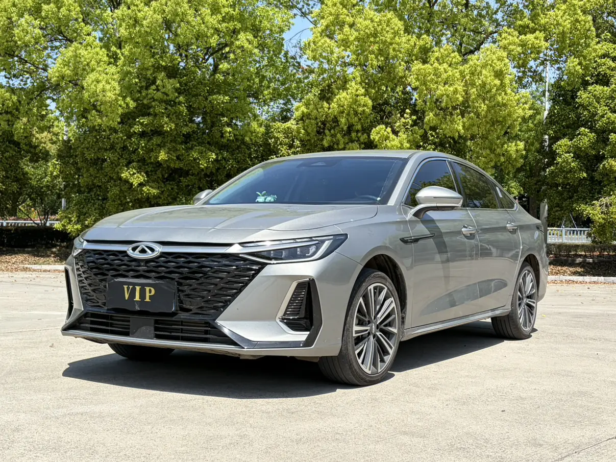 Chery Arrizo 8
