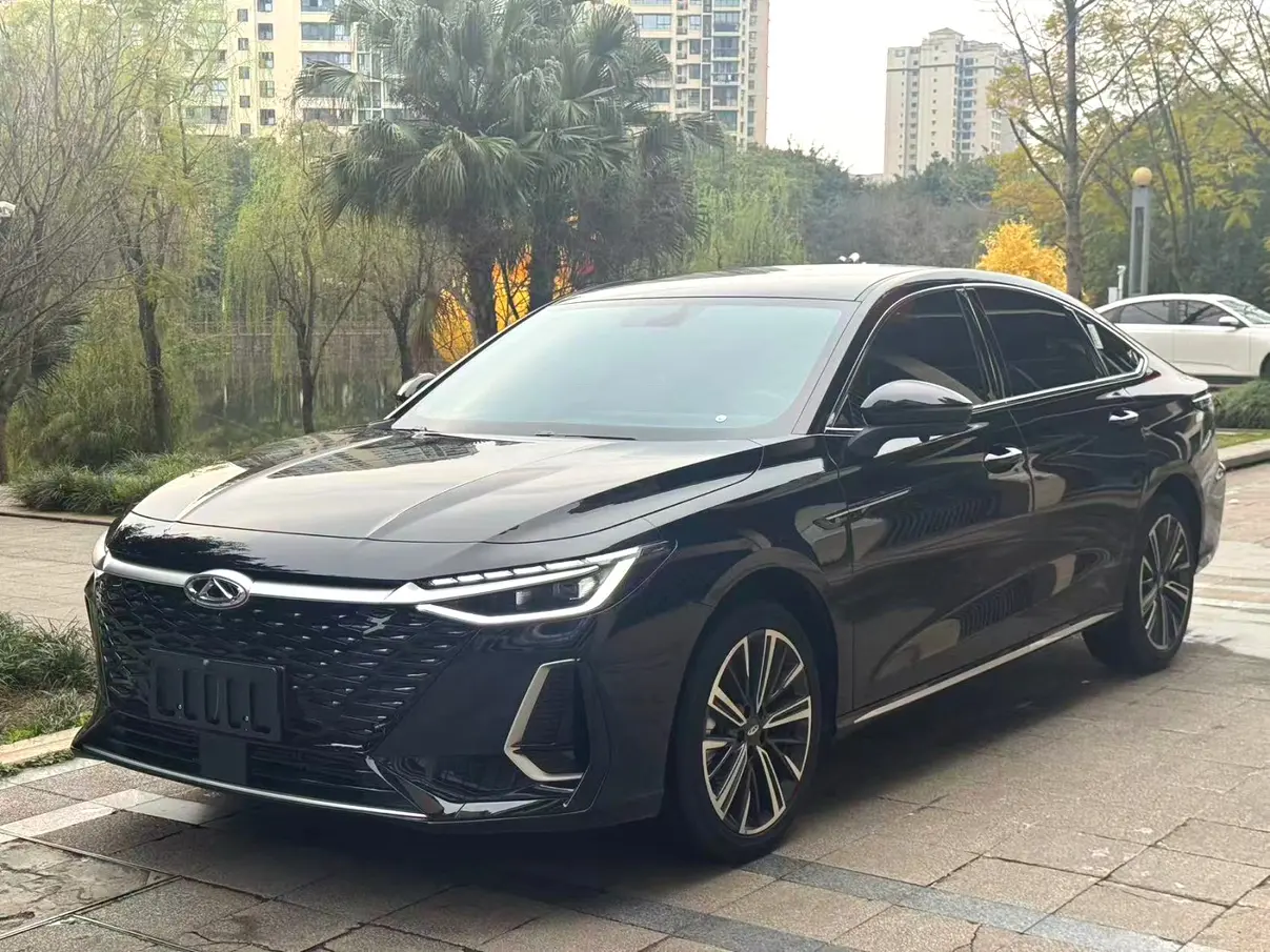 Chery Arrizo 8
