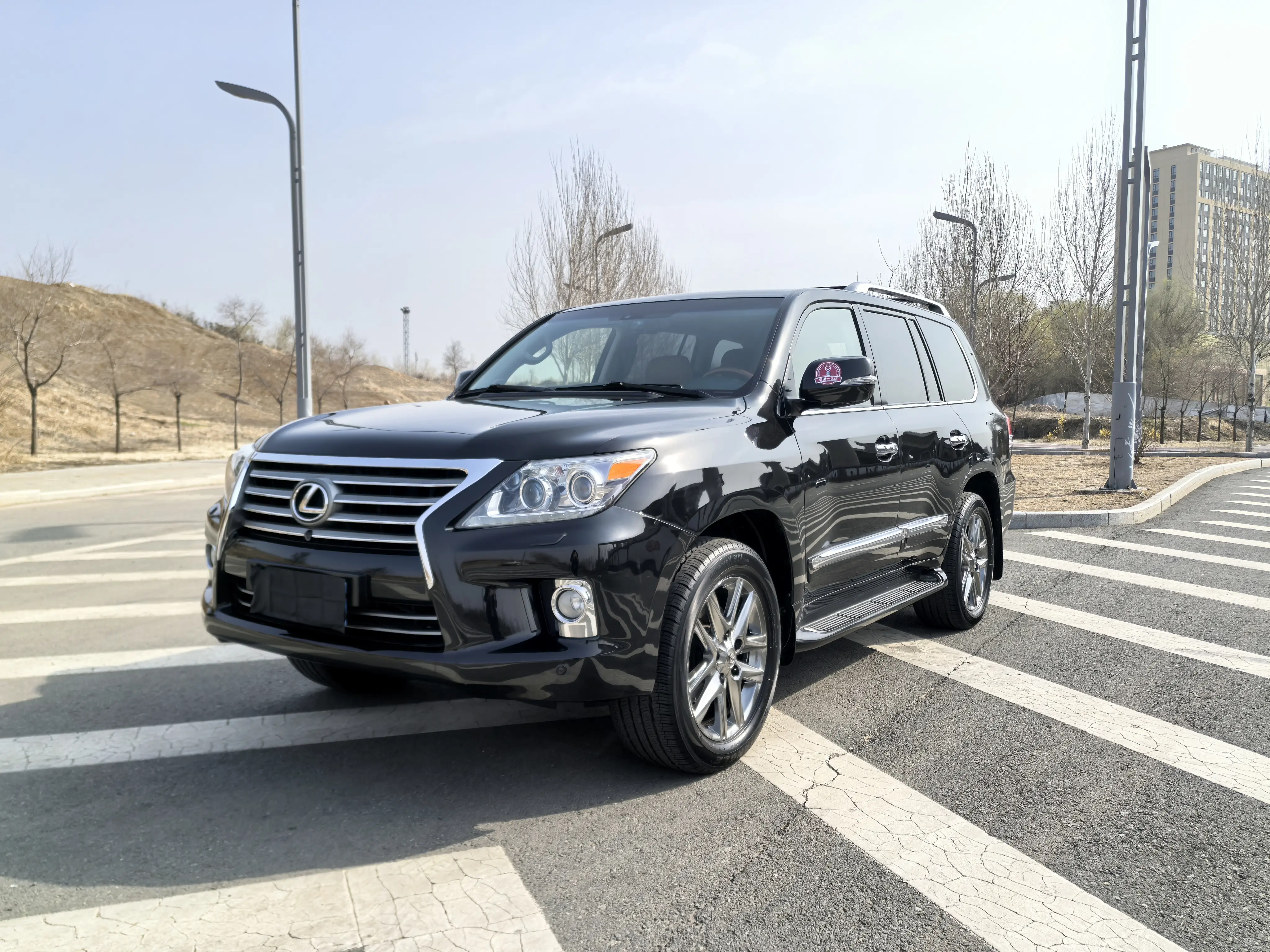 Lexus LX