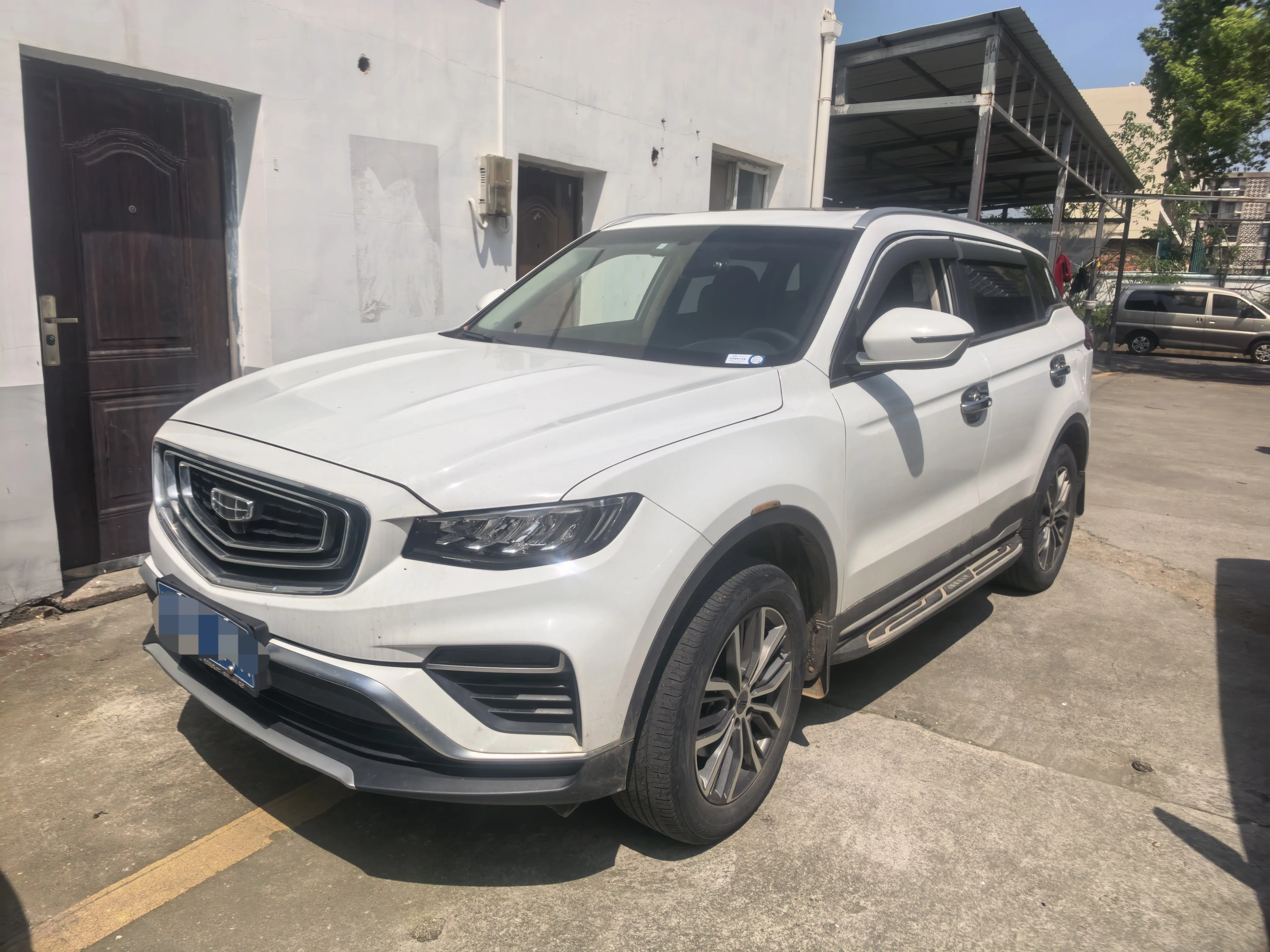 Geely Atlas