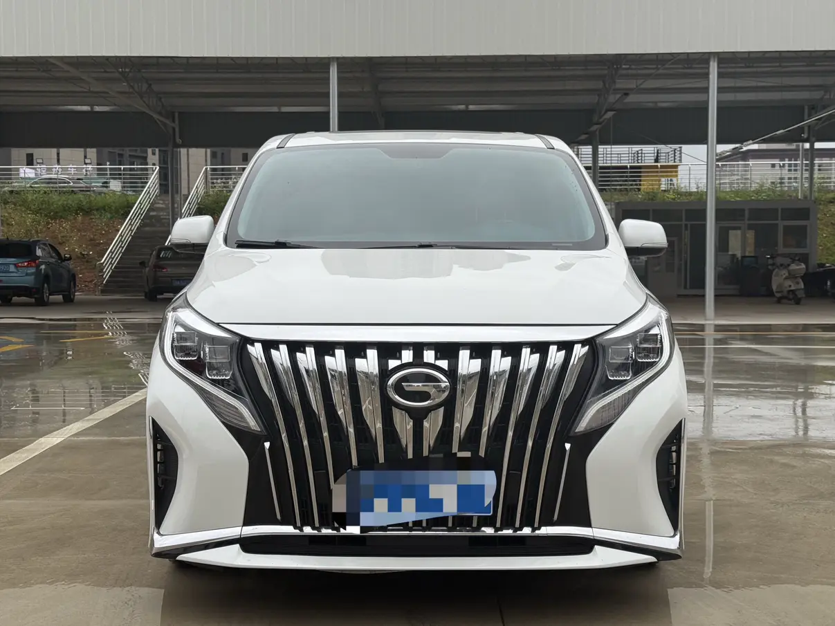 GAC Trumpchi M8