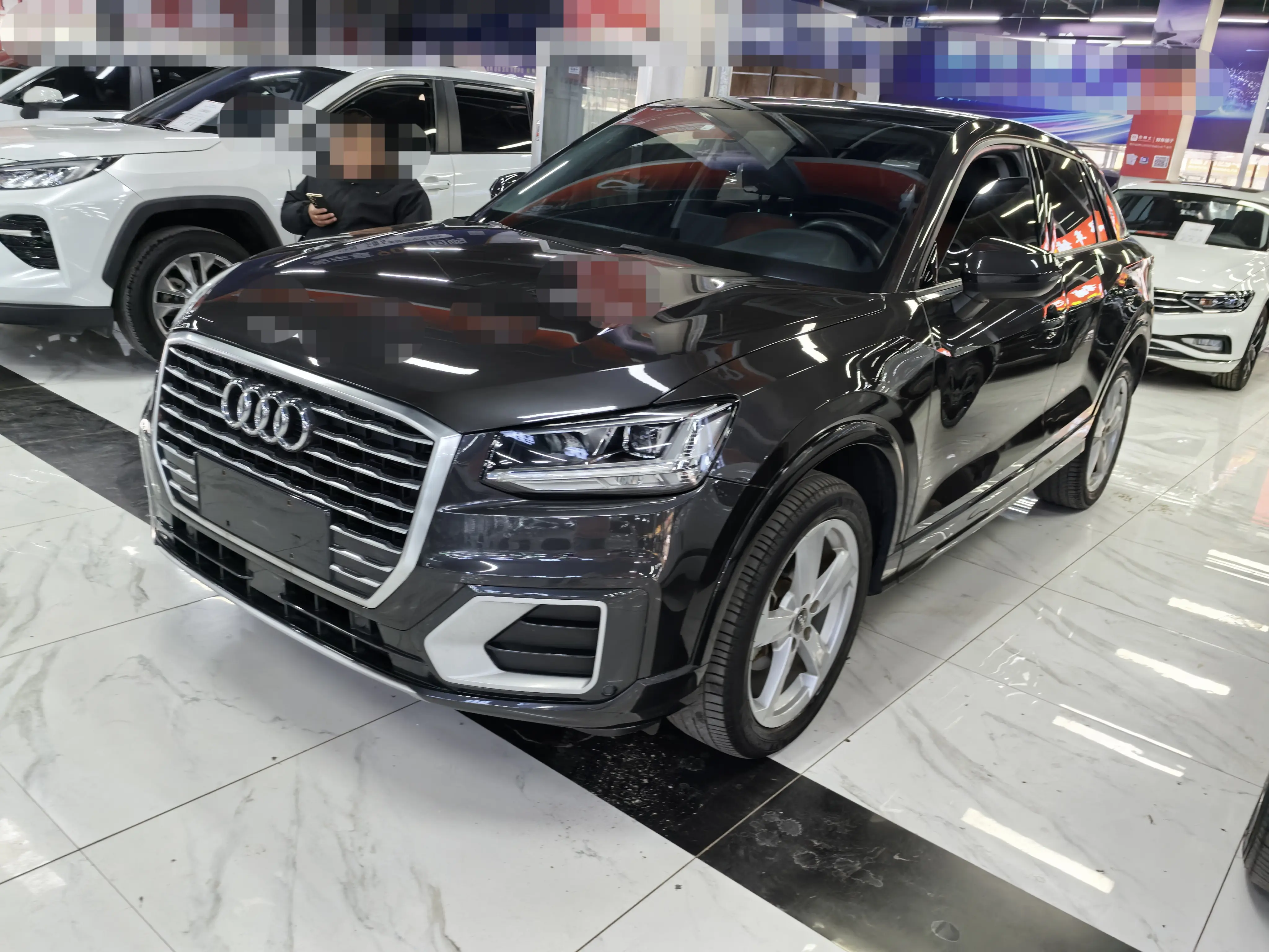 Audi Q2L