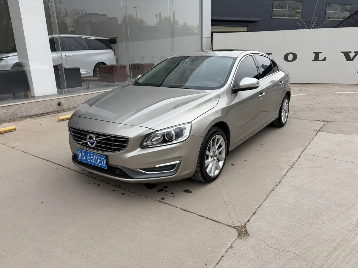 Volvo S60
