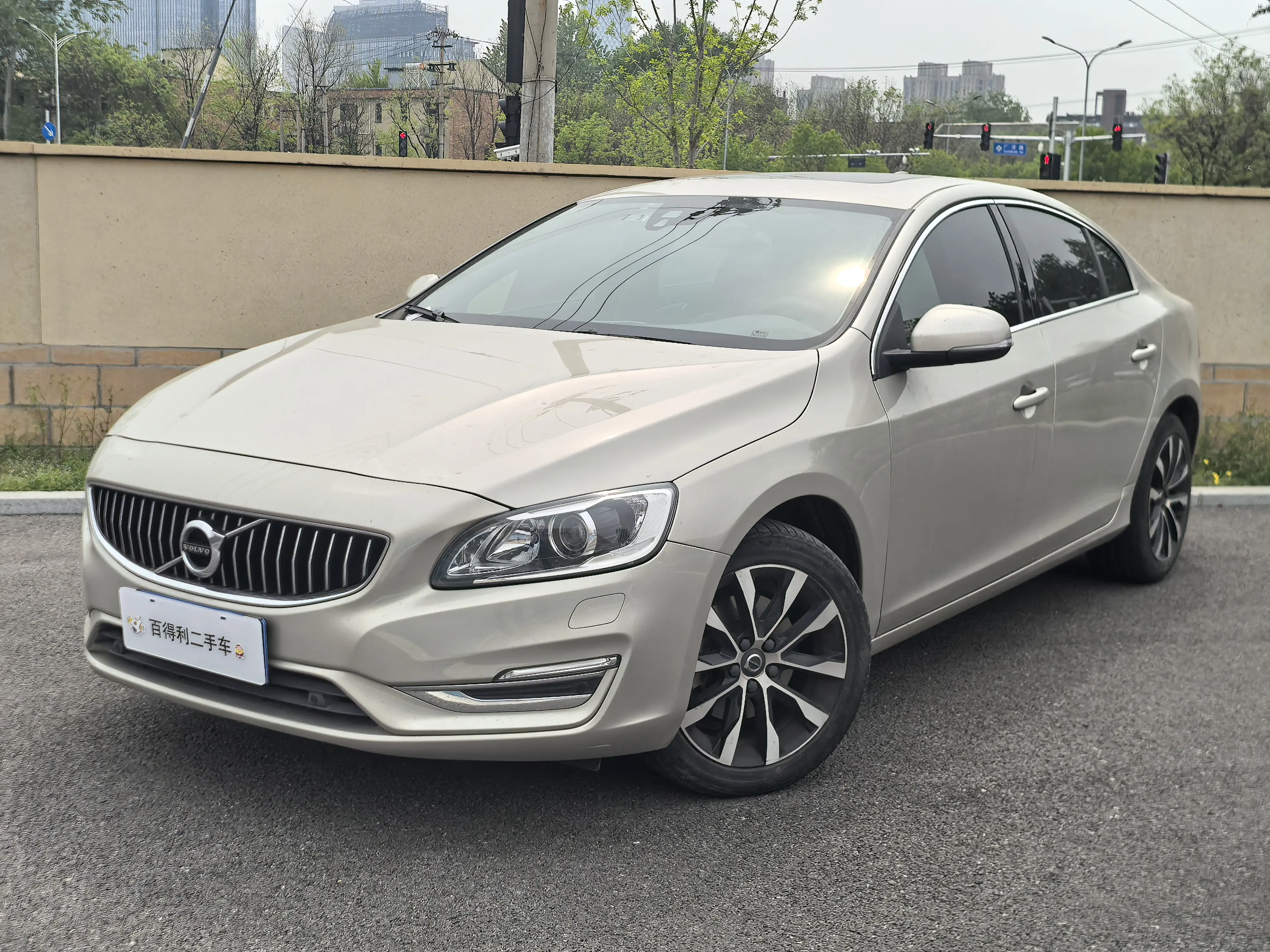 Volvo S60