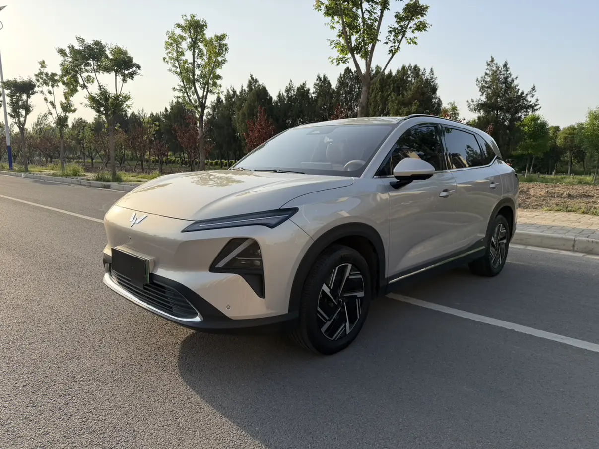 Wuling Starlight S PHEV