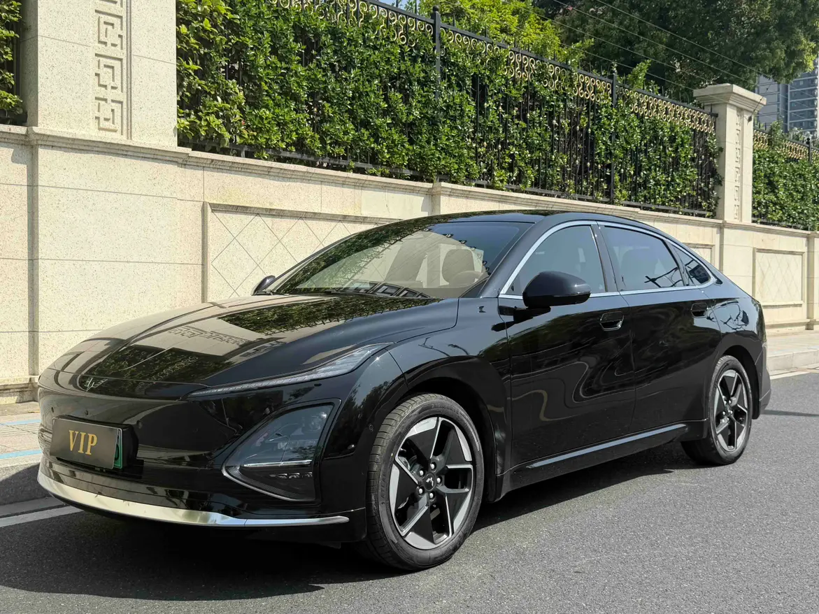 Wuling Starlight EV