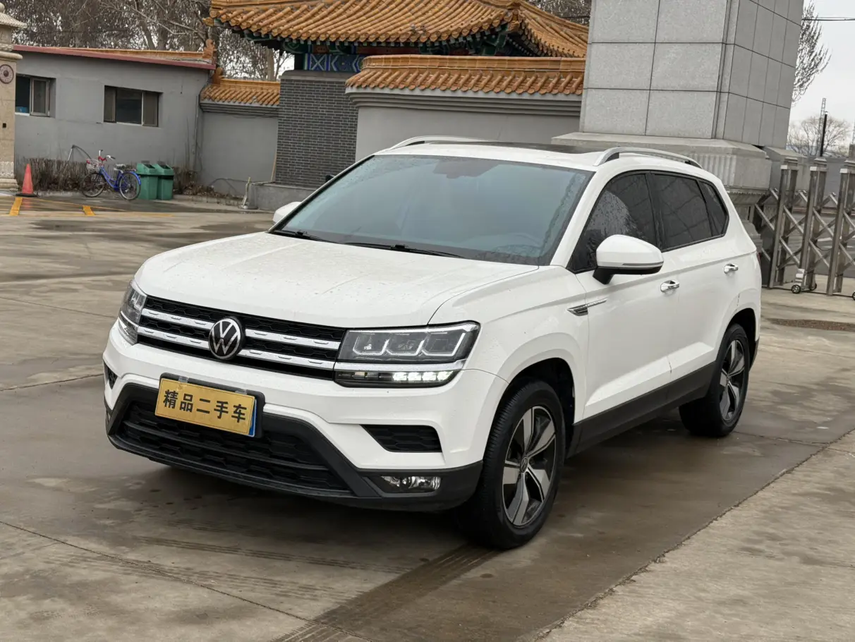 Volkswagen Tharu