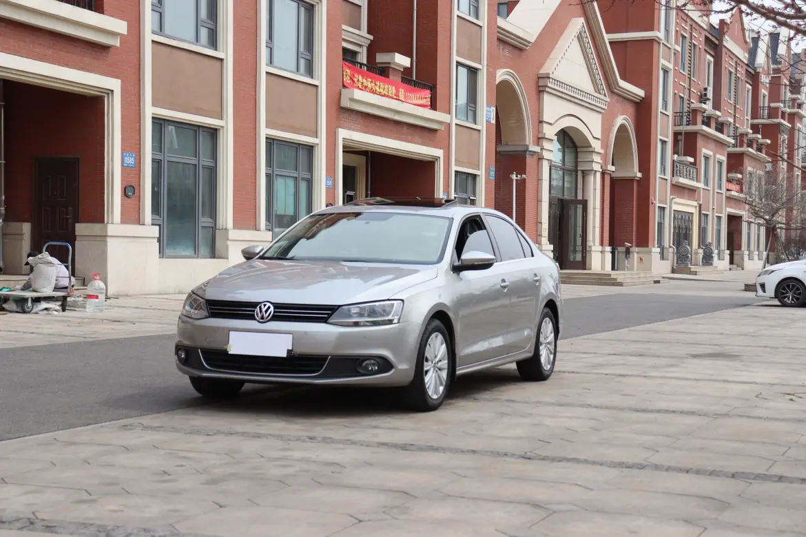 Volkswagen Sagitar